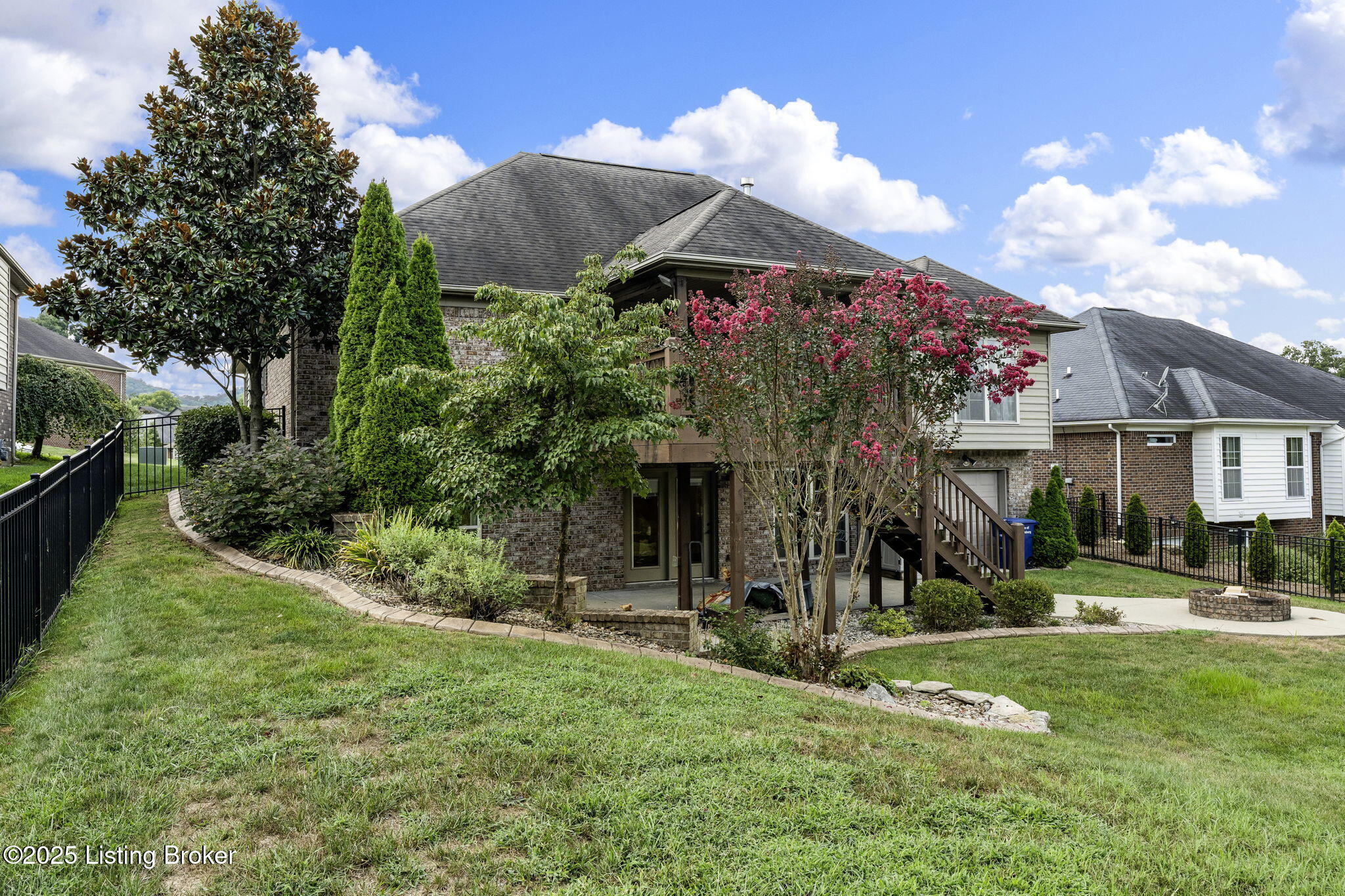 2026 Autumn Ridge Dr