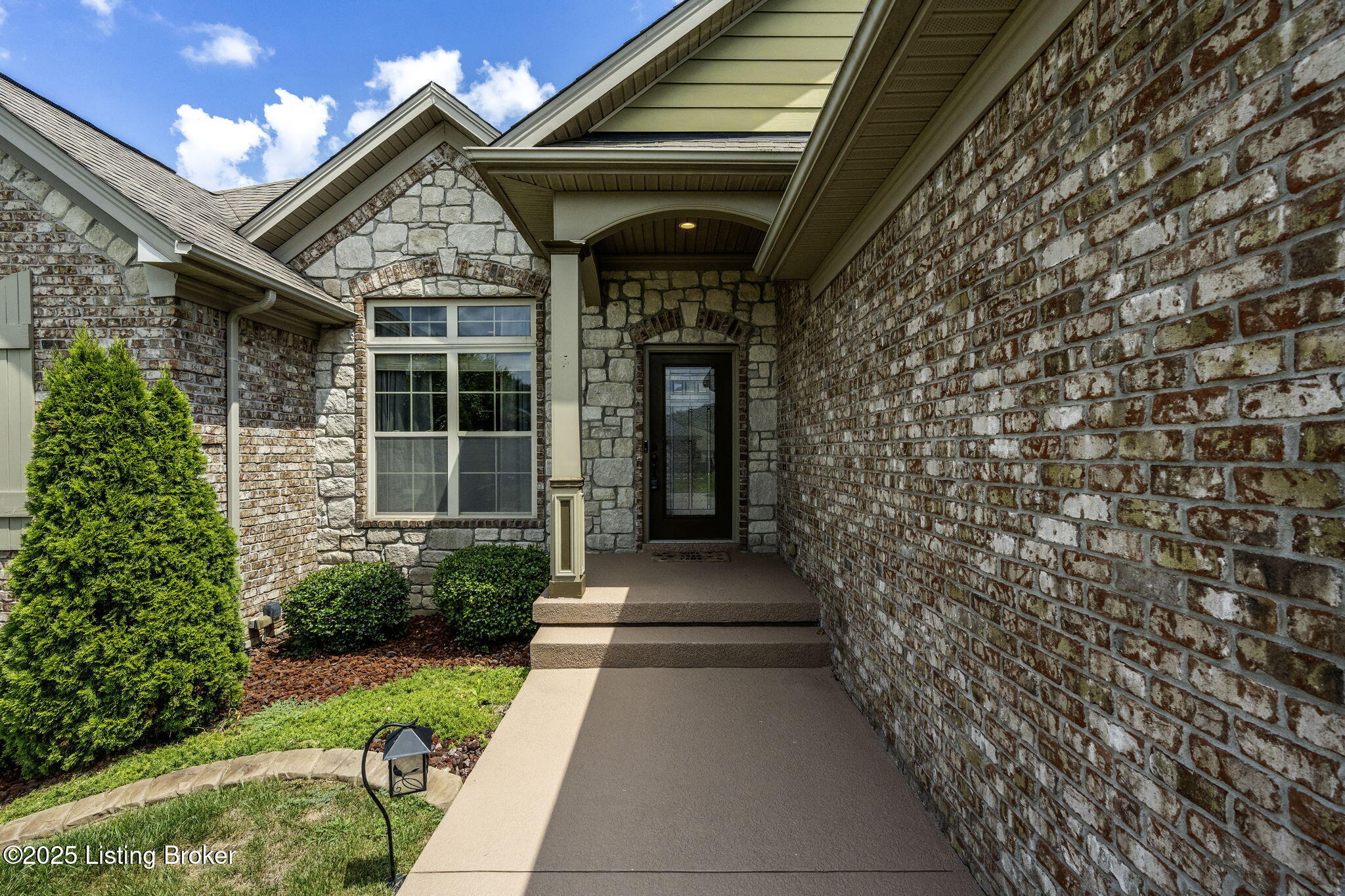 2026 Autumn Ridge Dr