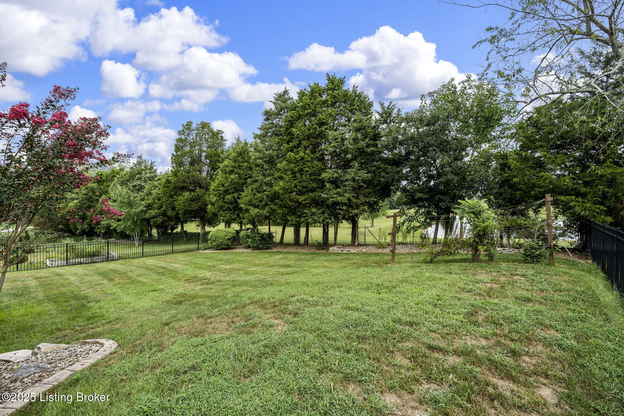 2026 Autumn Ridge Dr
