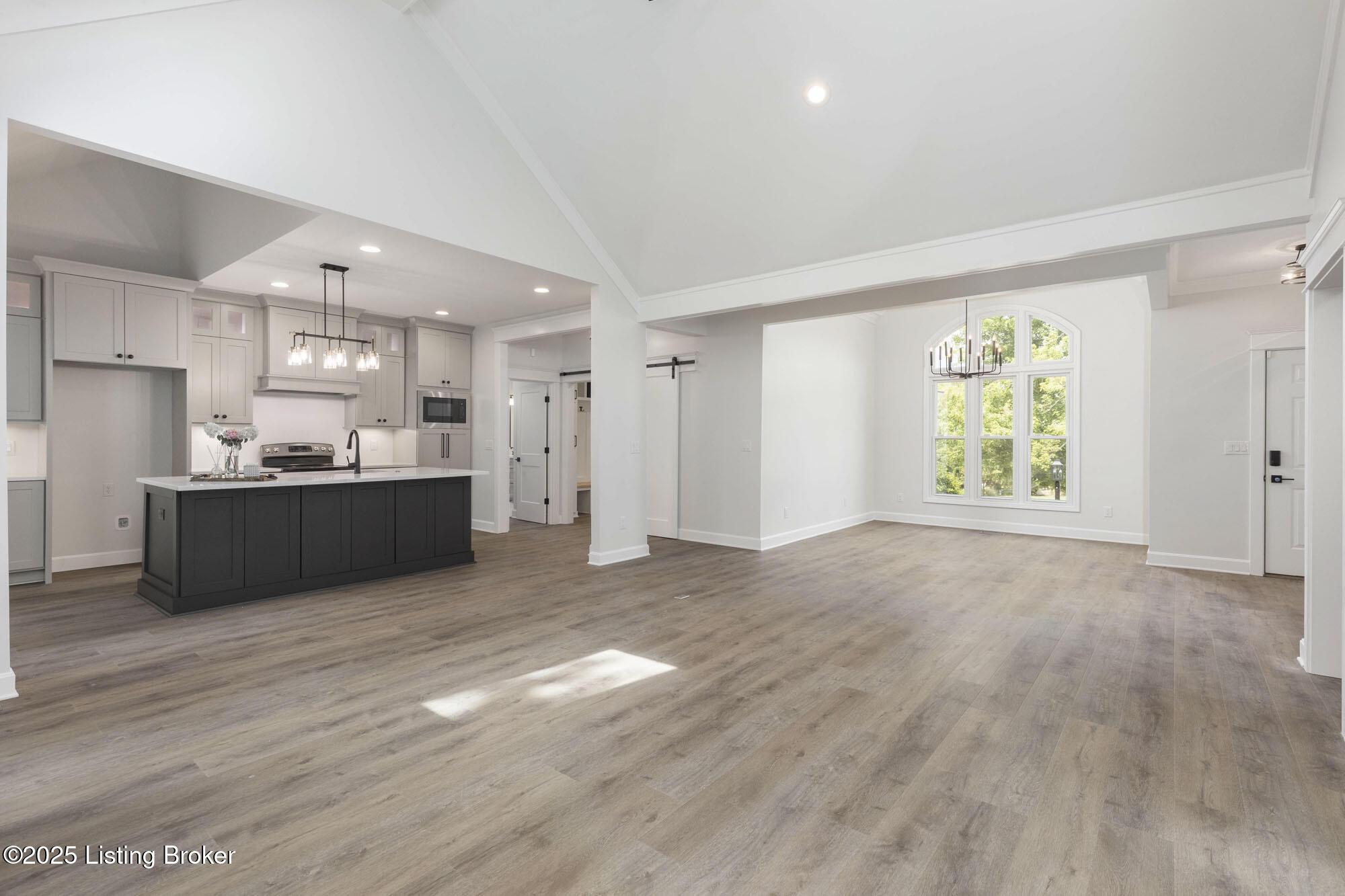 10724 Eagle Ridge Pl