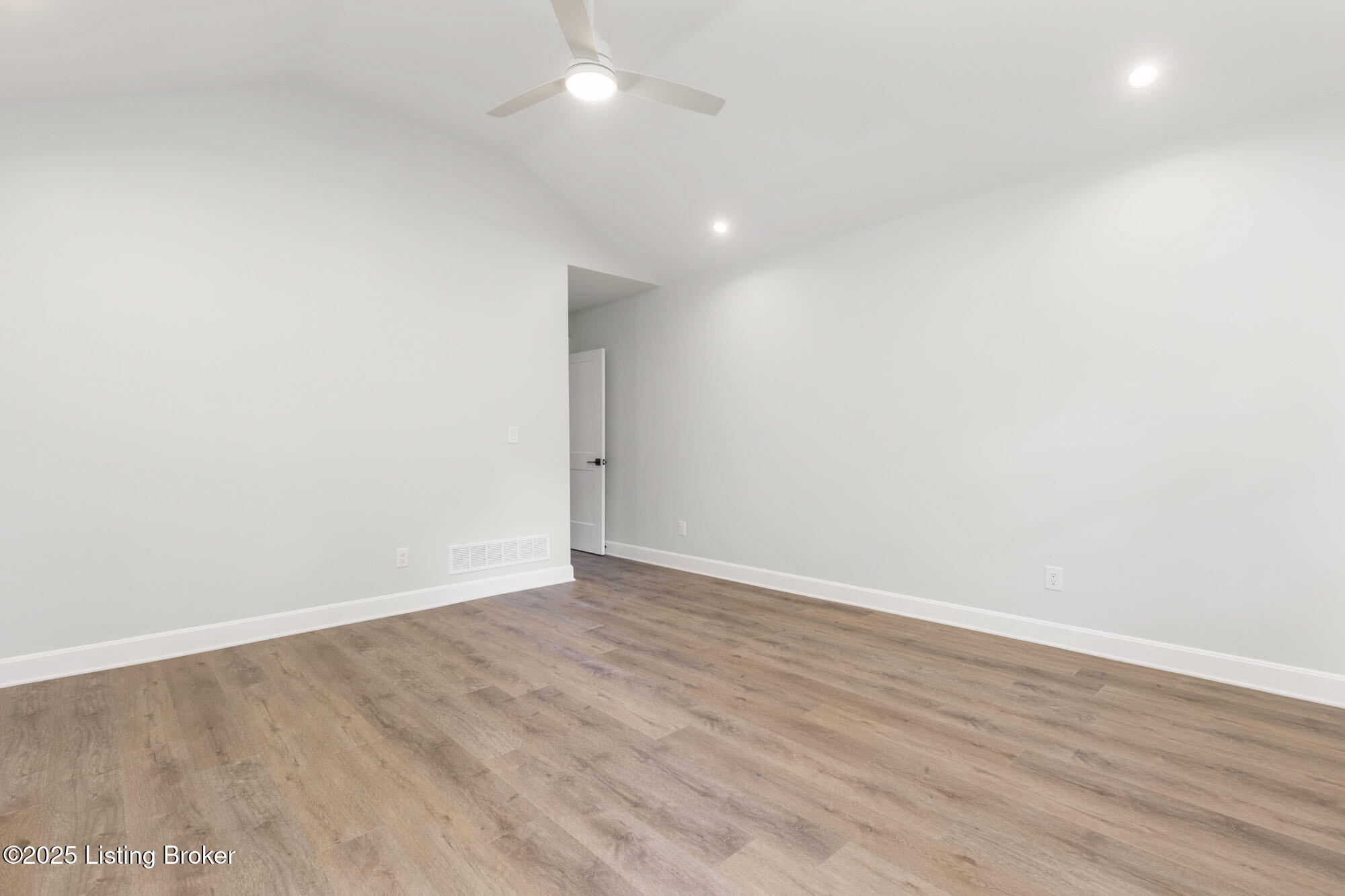 10724 Eagle Ridge Pl