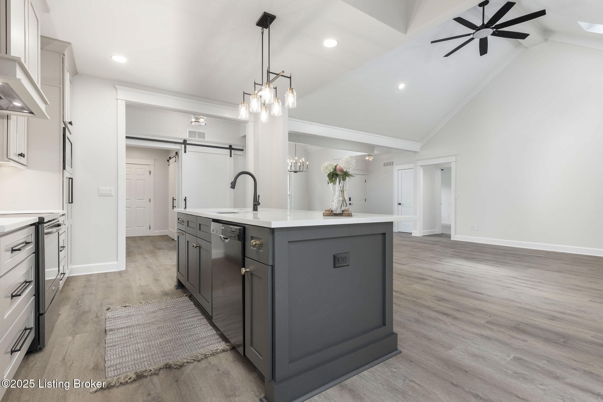 10724 Eagle Ridge Pl