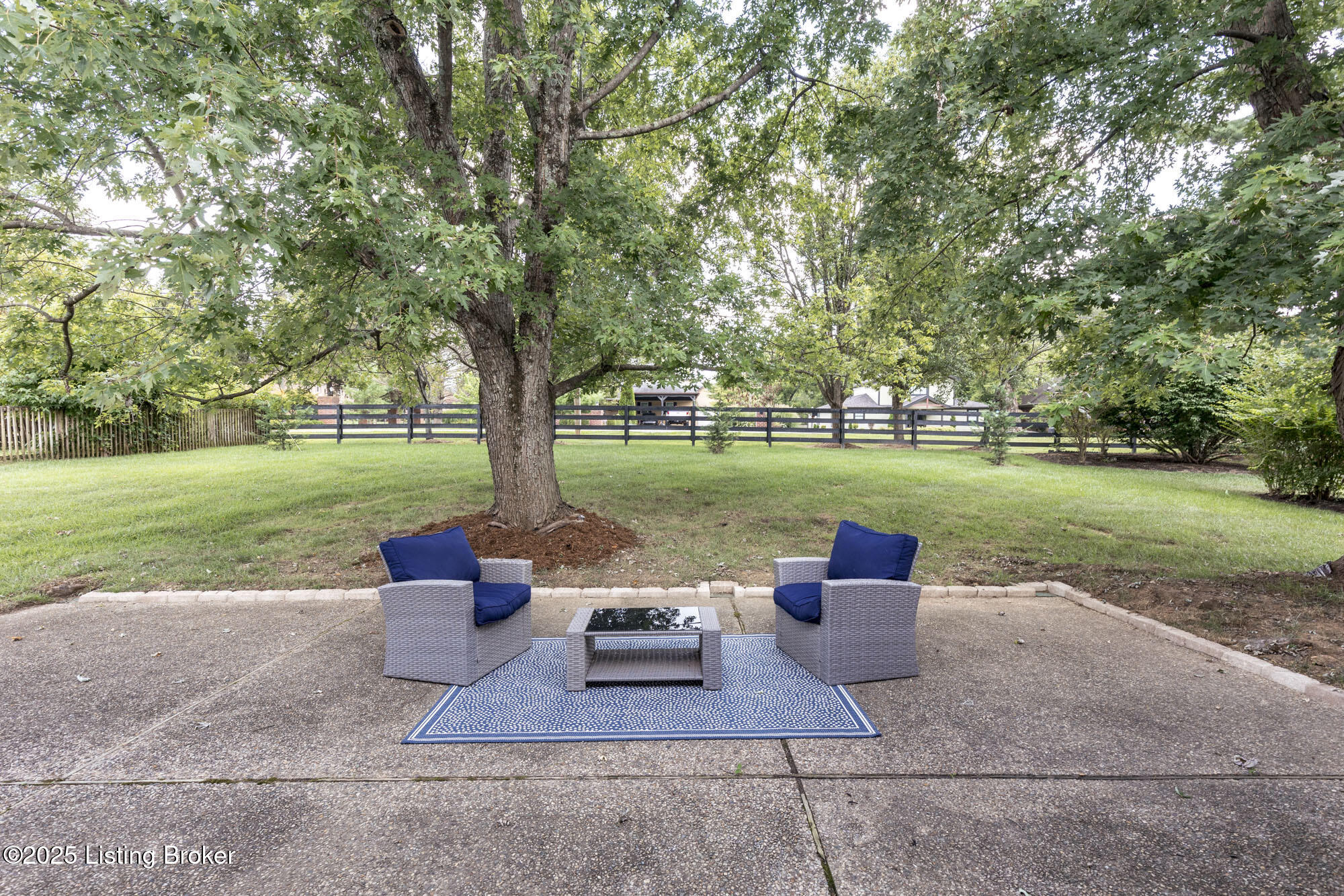 10724 Eagle Ridge Pl