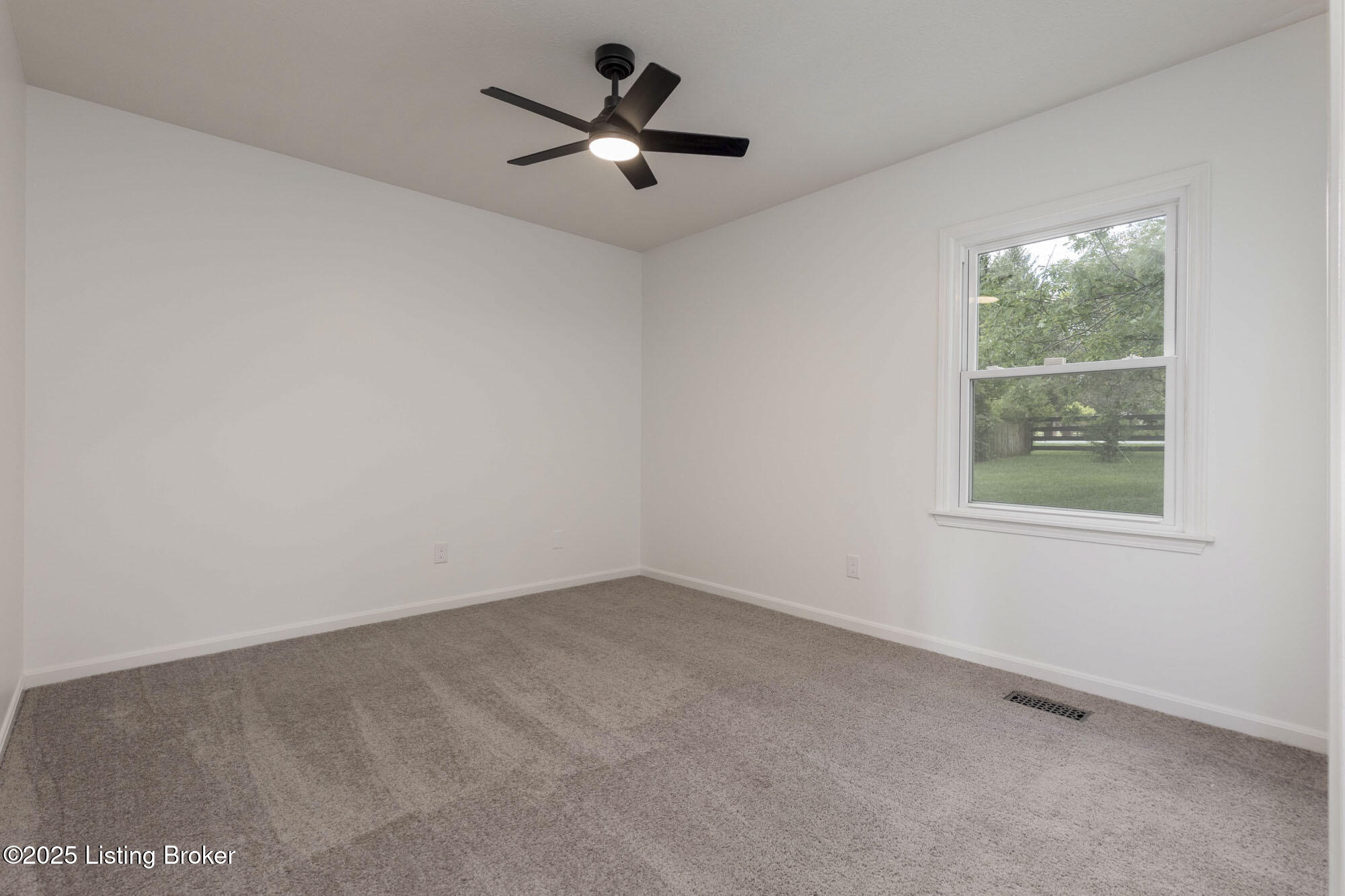 10724 Eagle Ridge Pl