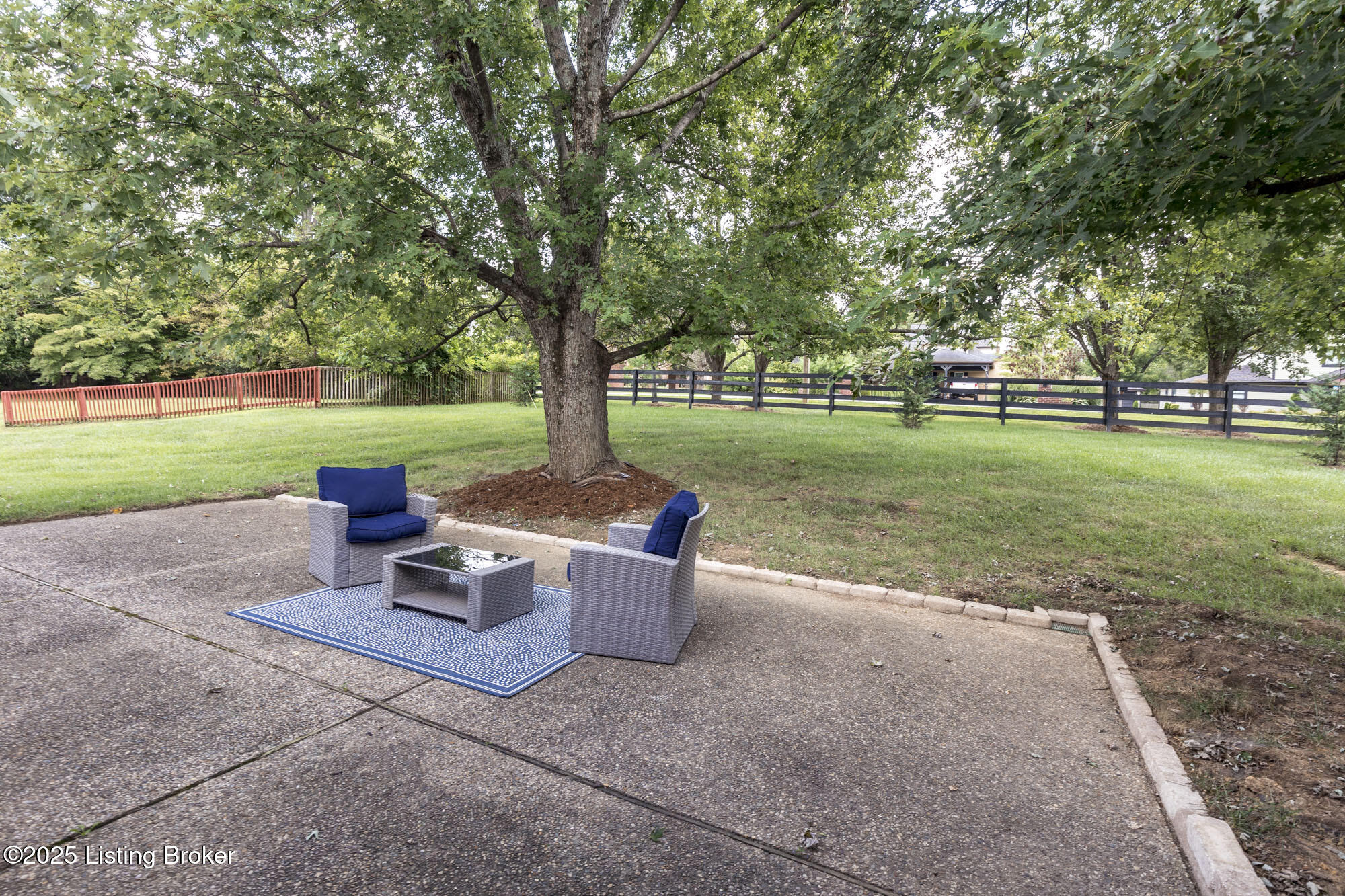 10724 Eagle Ridge Pl