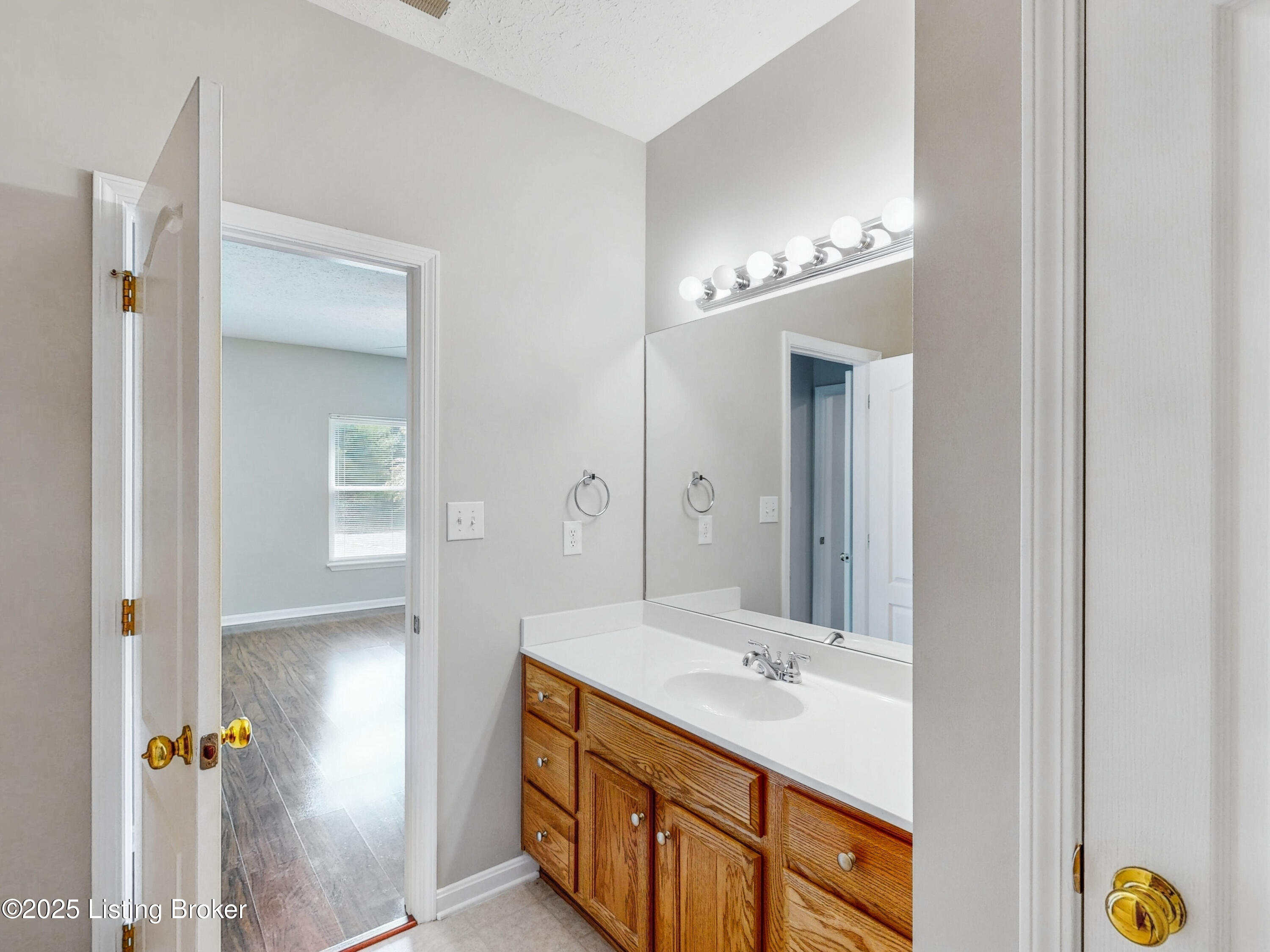 9417 Magnolia Ridge Dr UNIT 101