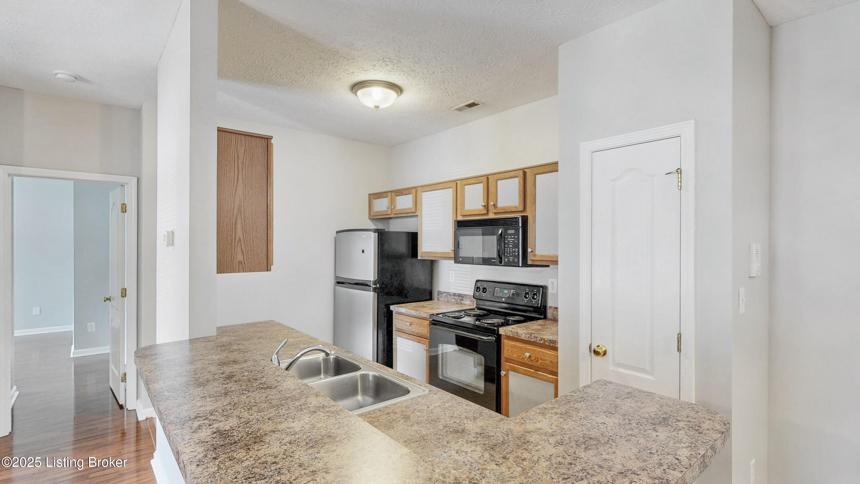 9417 Magnolia Ridge Dr UNIT 101