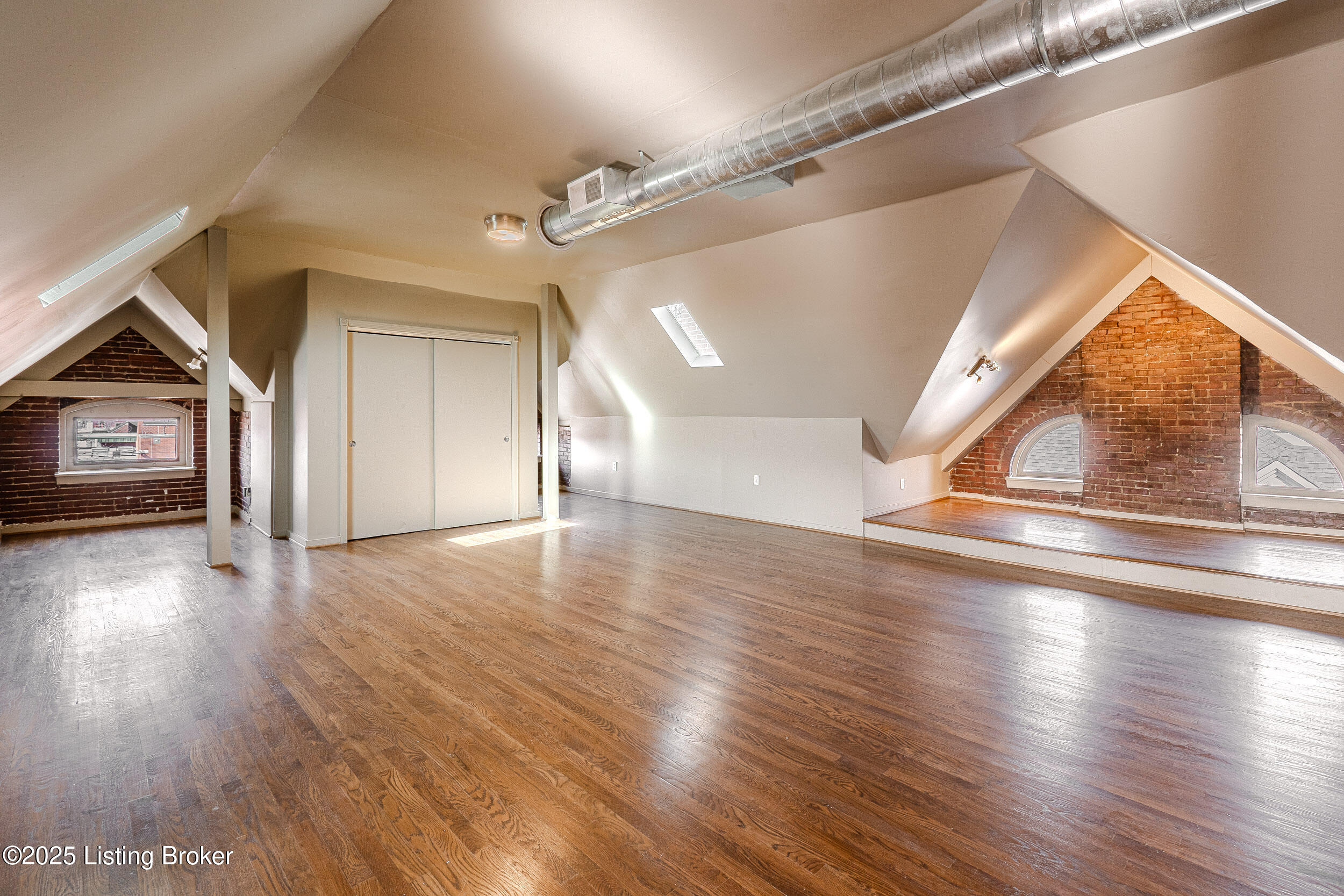 211 Haldeman Ave