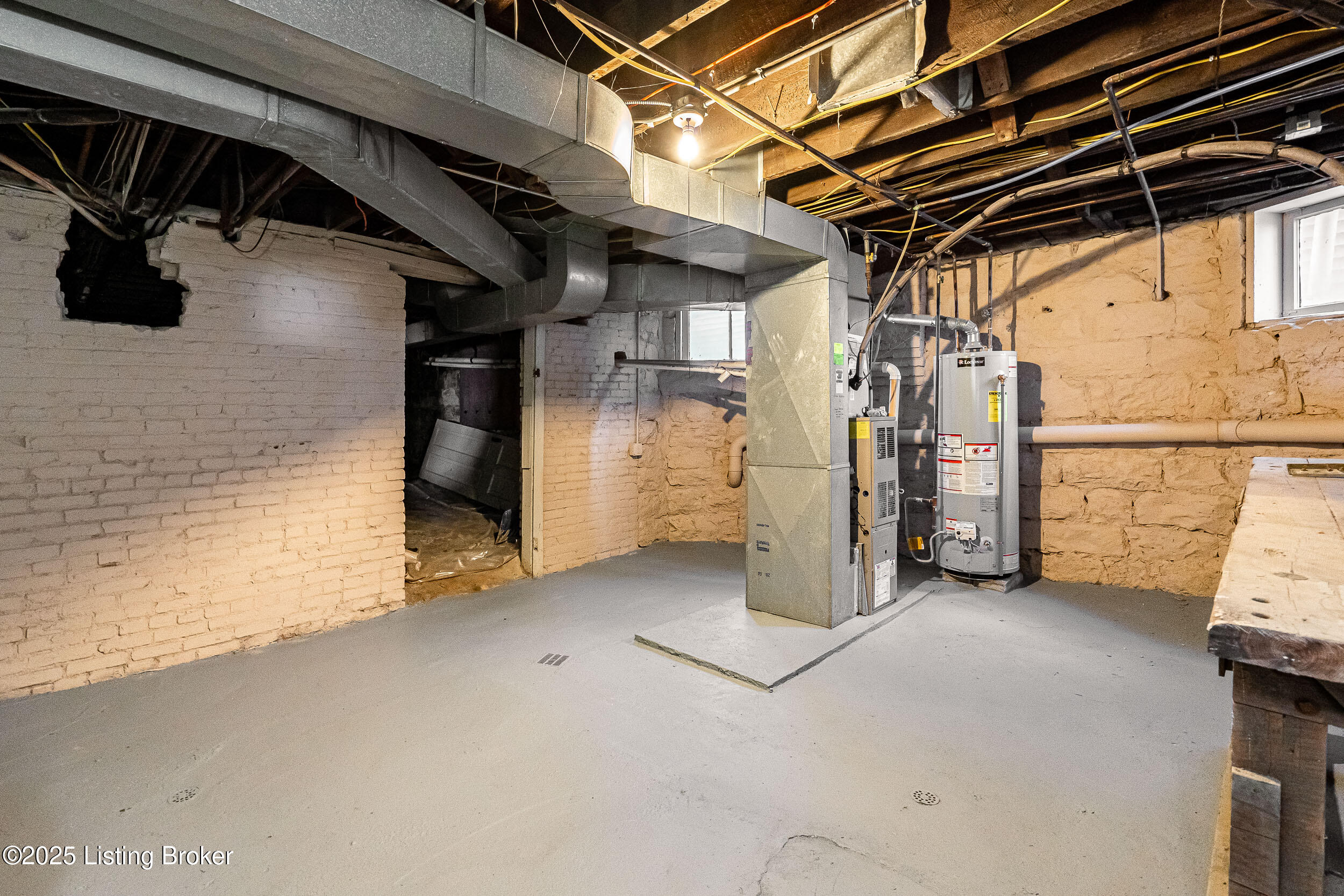 211 Haldeman Ave