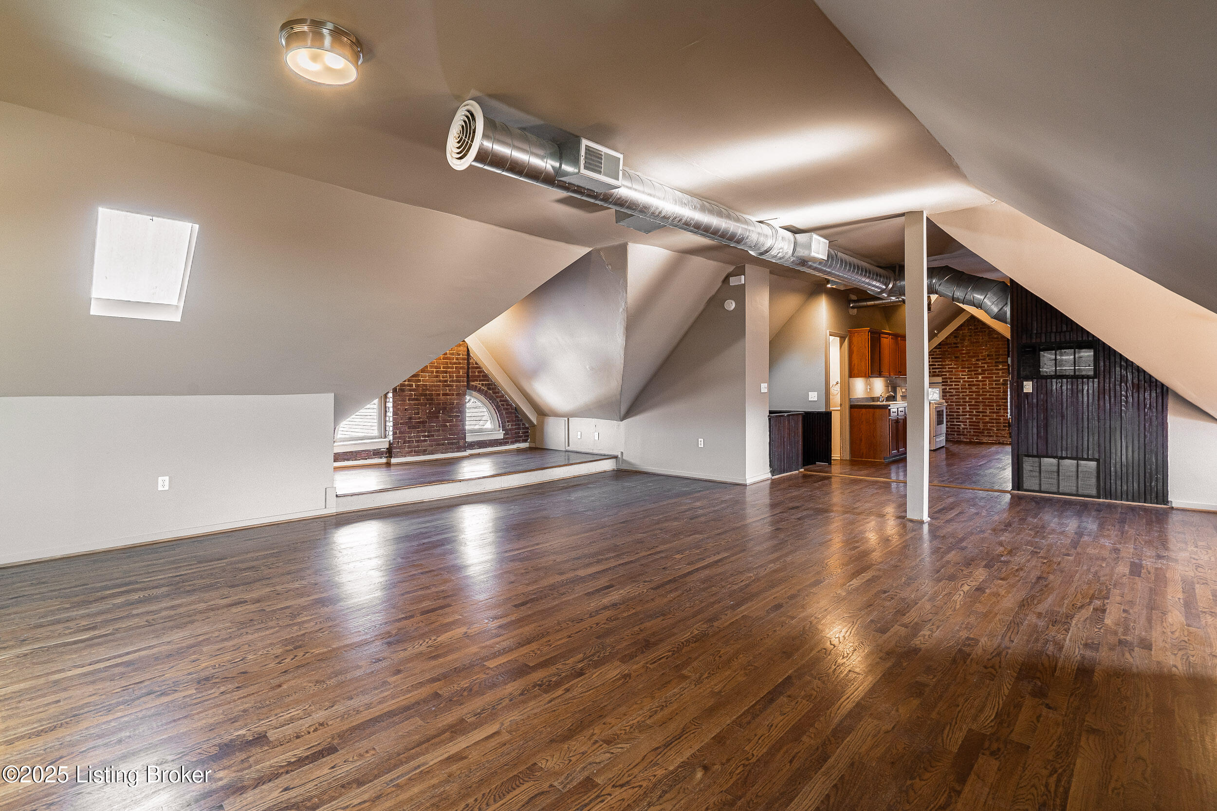 211 Haldeman Ave