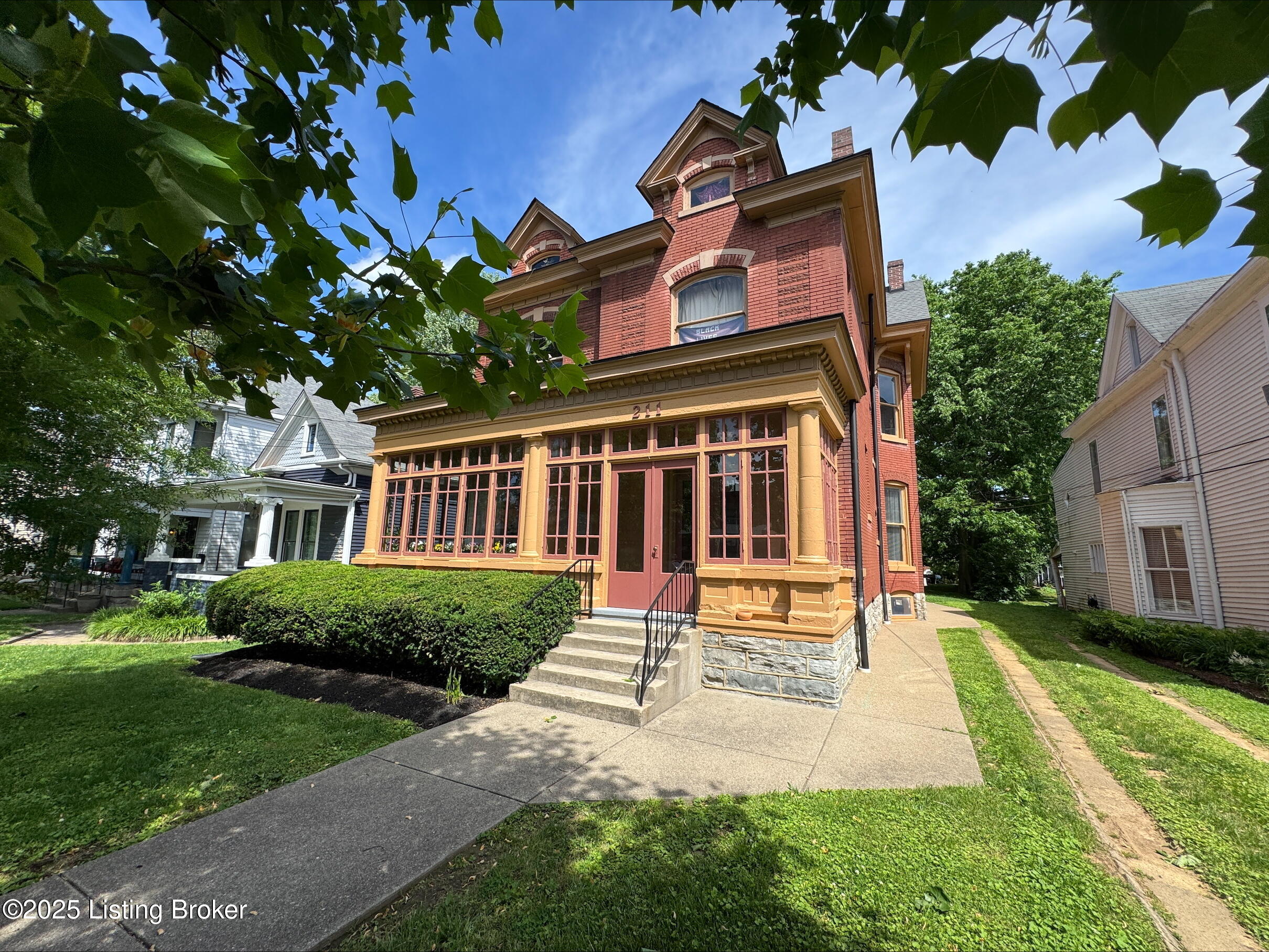 211 Haldeman Ave