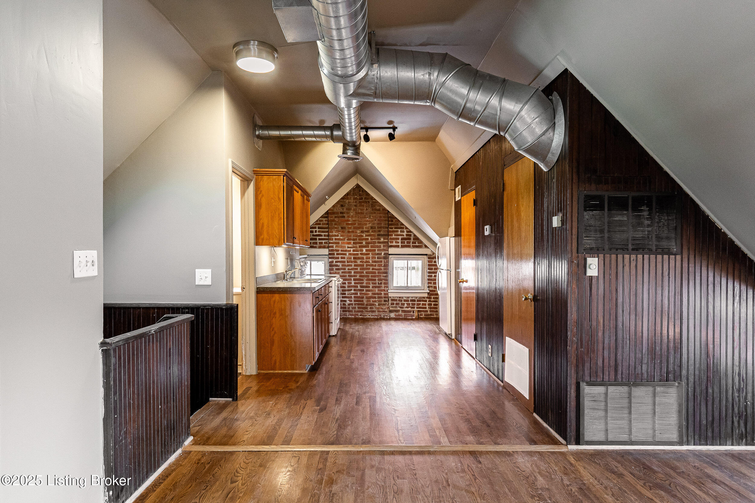 211 Haldeman Ave