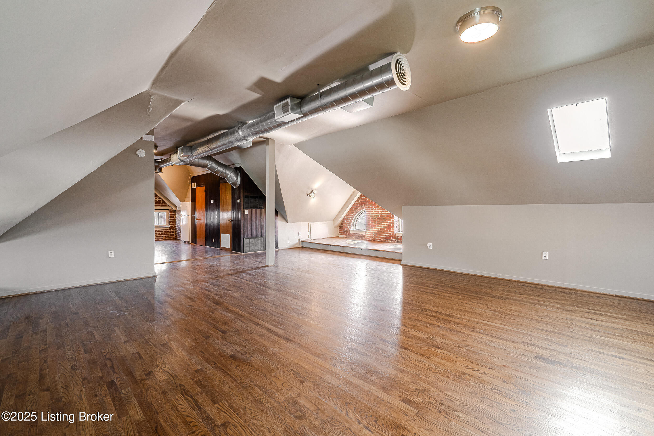 211 Haldeman Ave