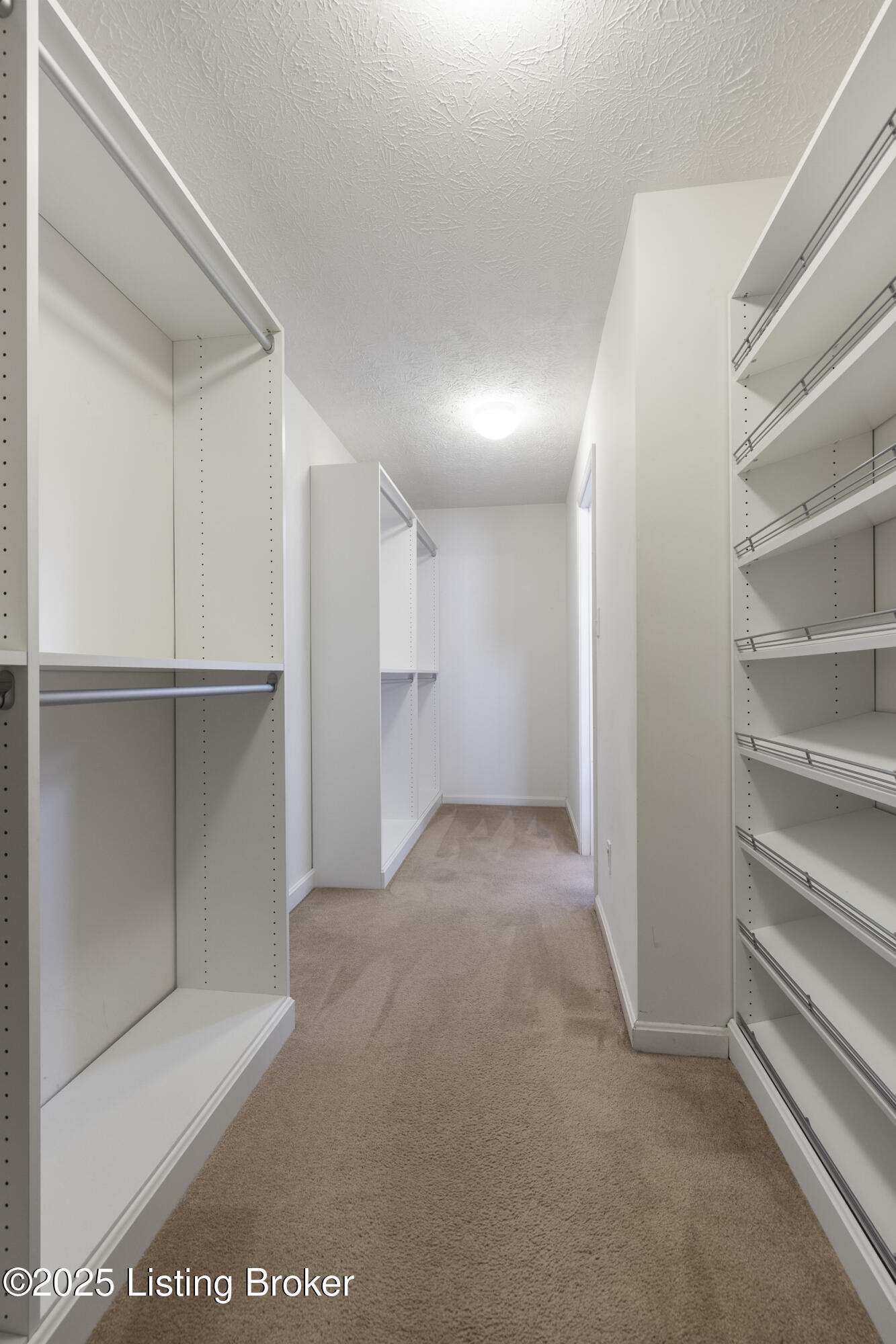 8811 Eli Dr