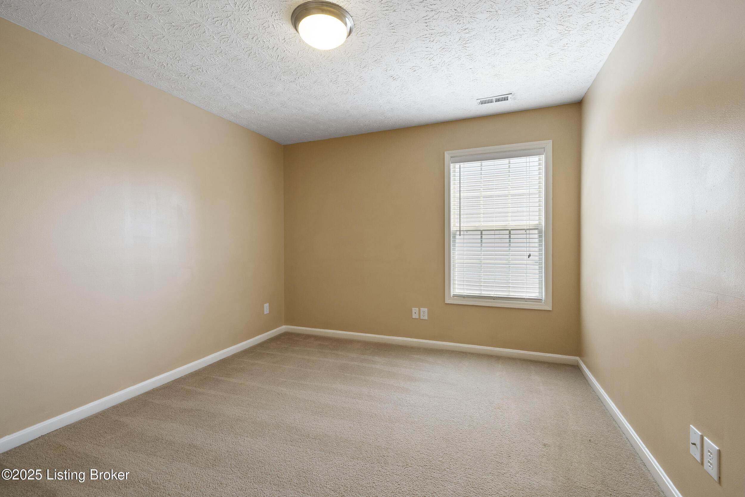 8811 Eli Dr