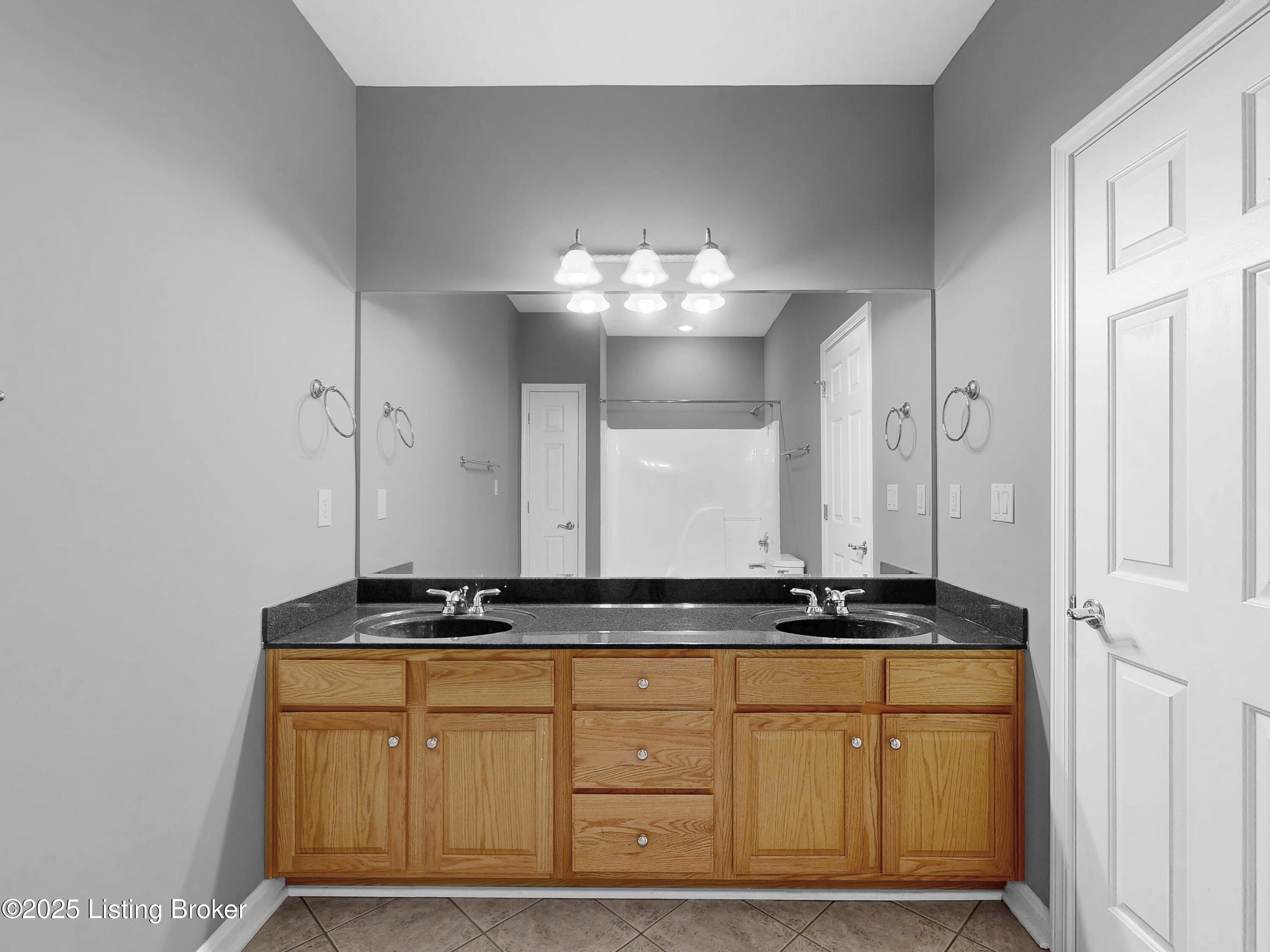 10002 Cave Creek Rd
