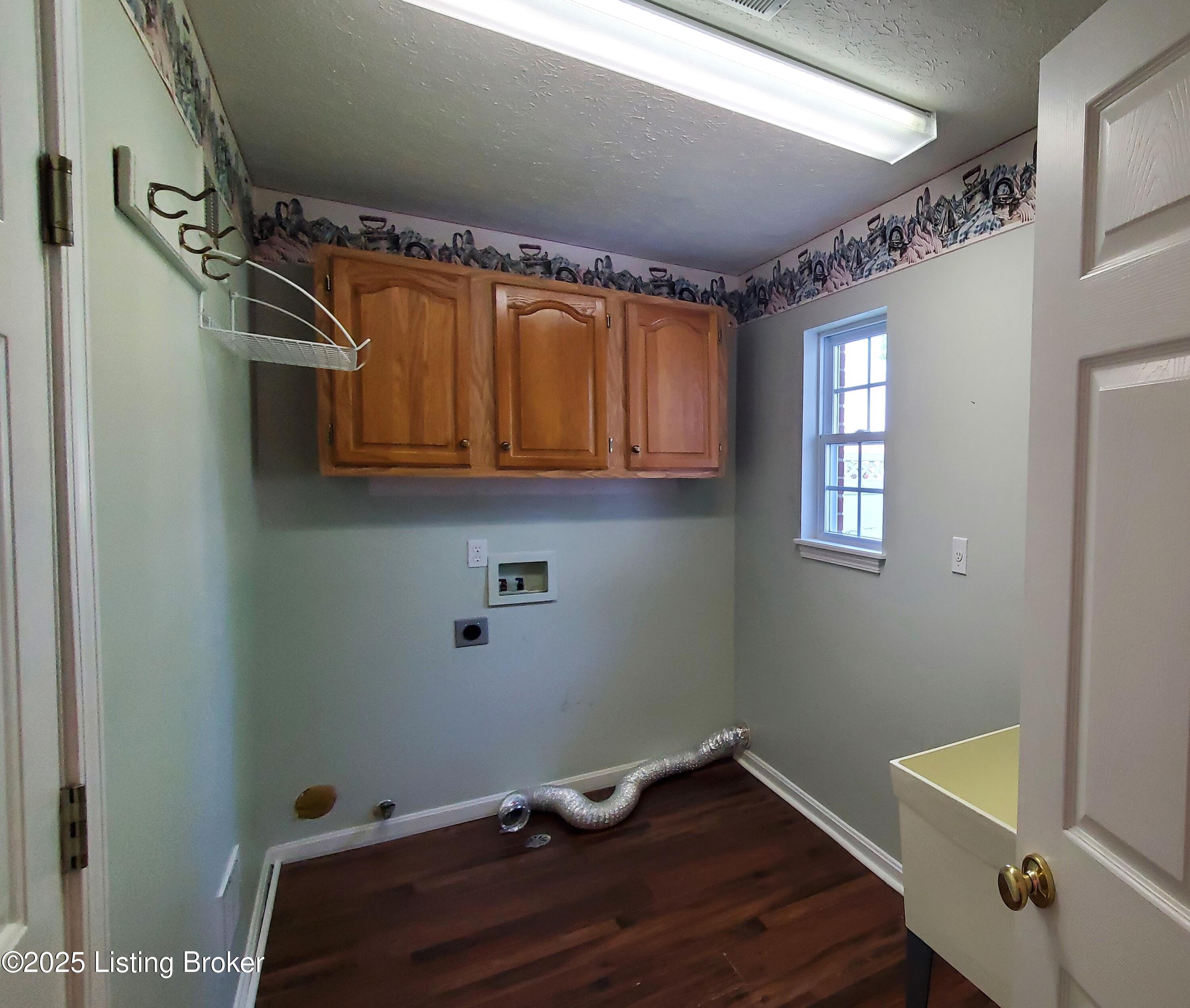 9703 Pepperdine Dr