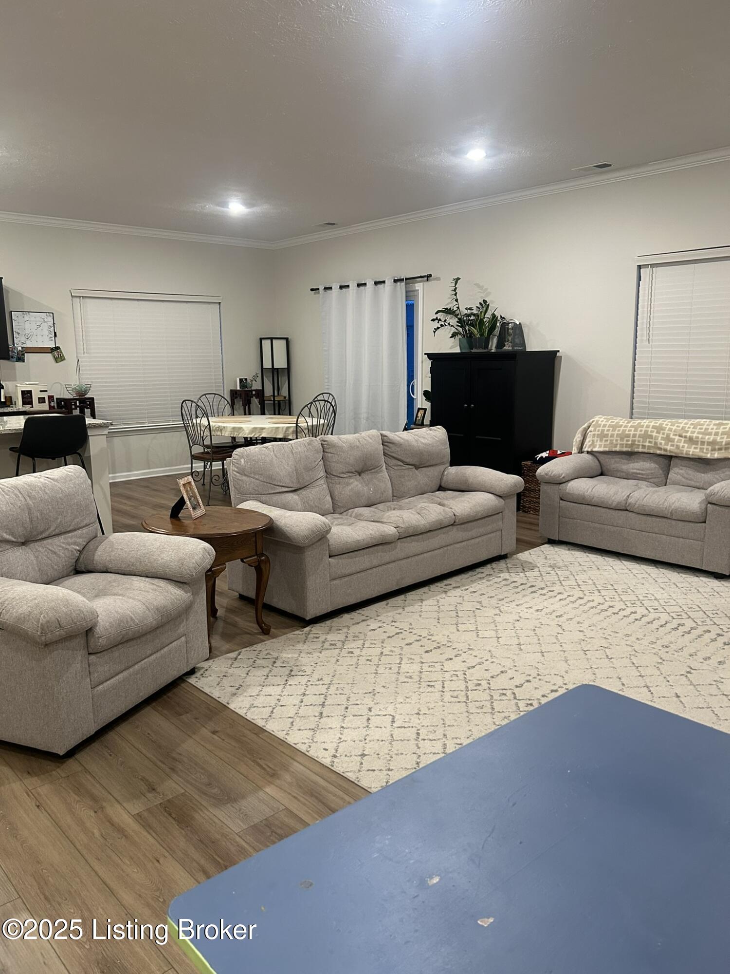 17022 Meander Way