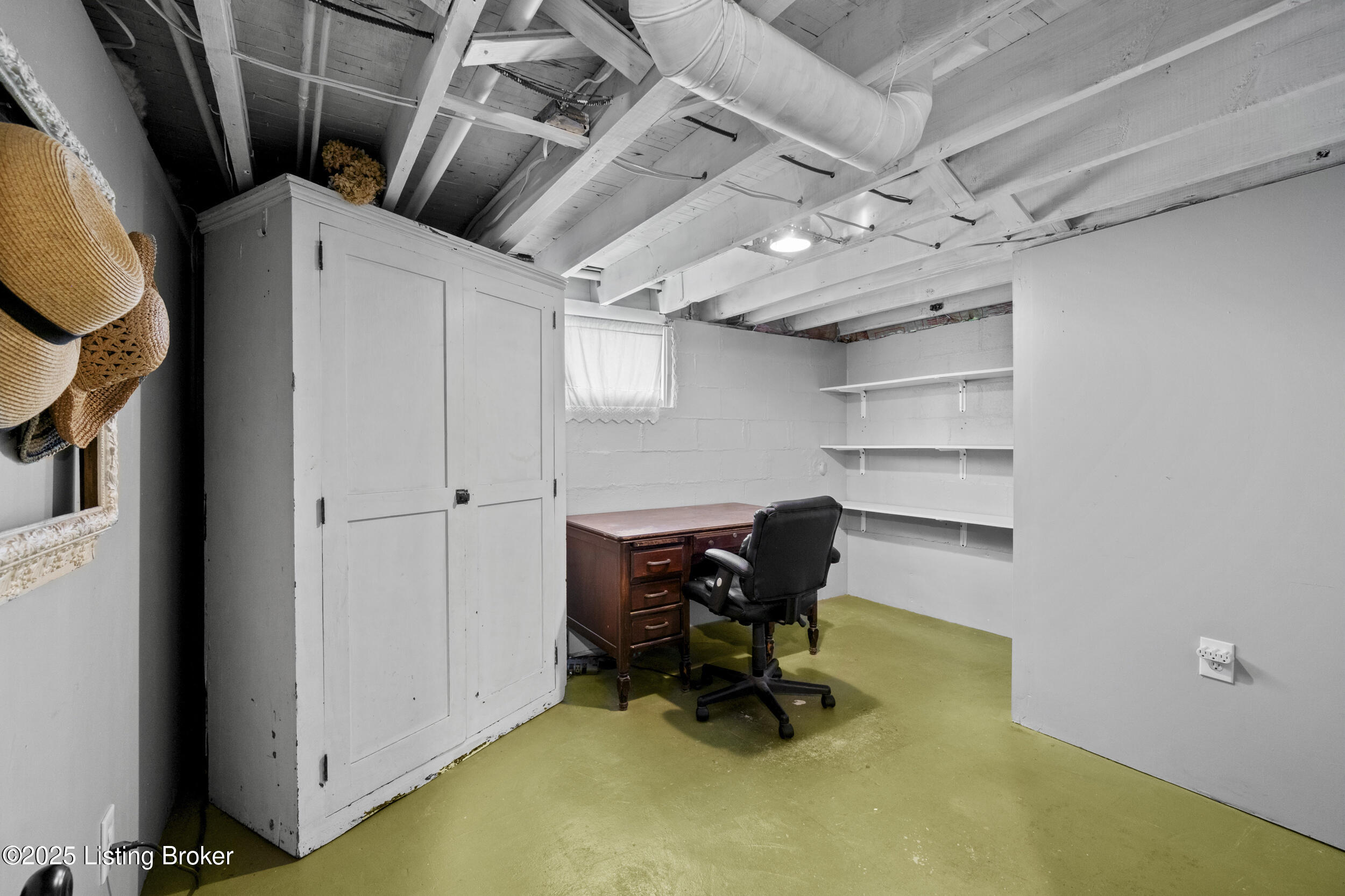 3705 Locust Ave