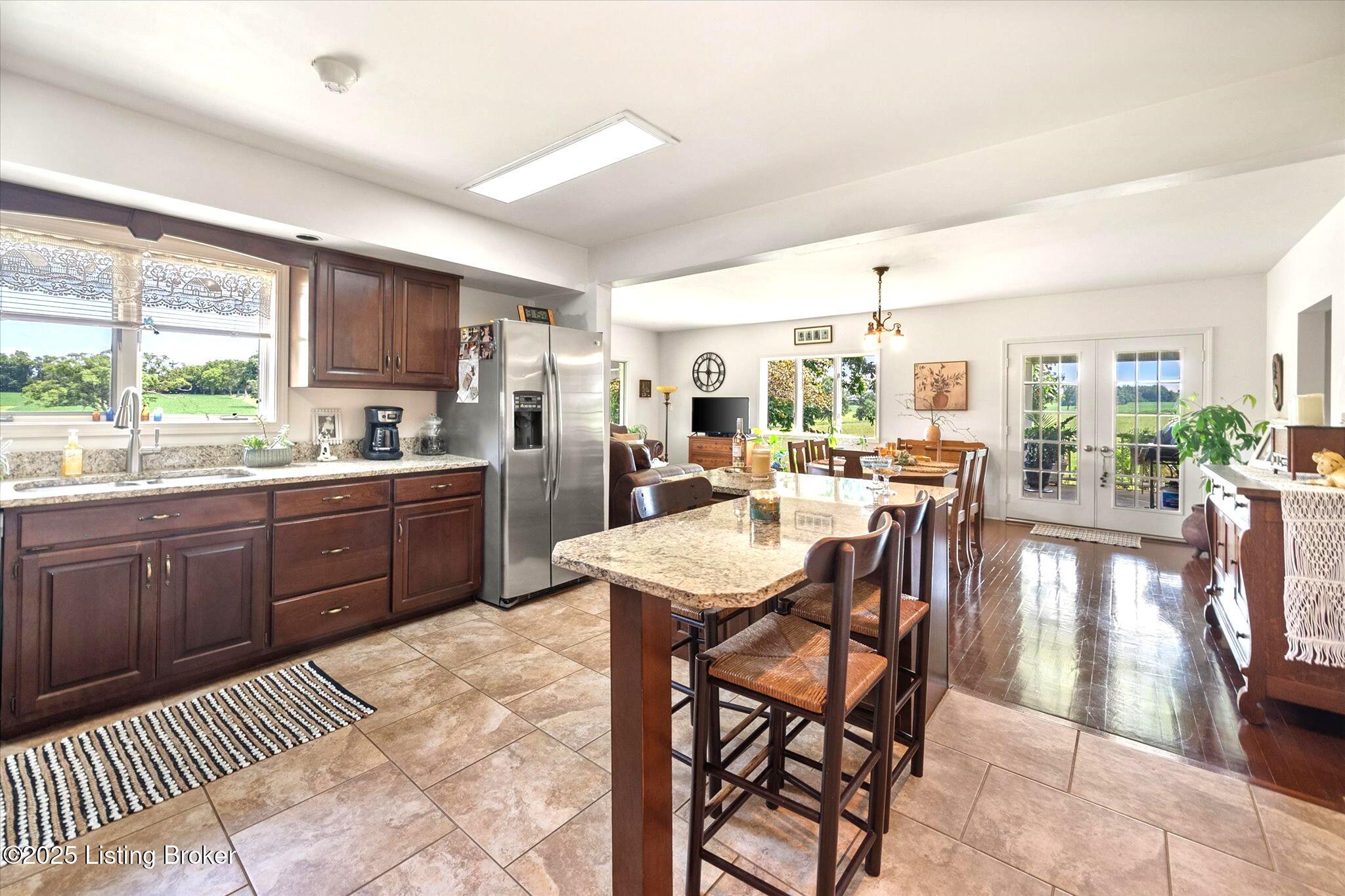 672 Locust Ln