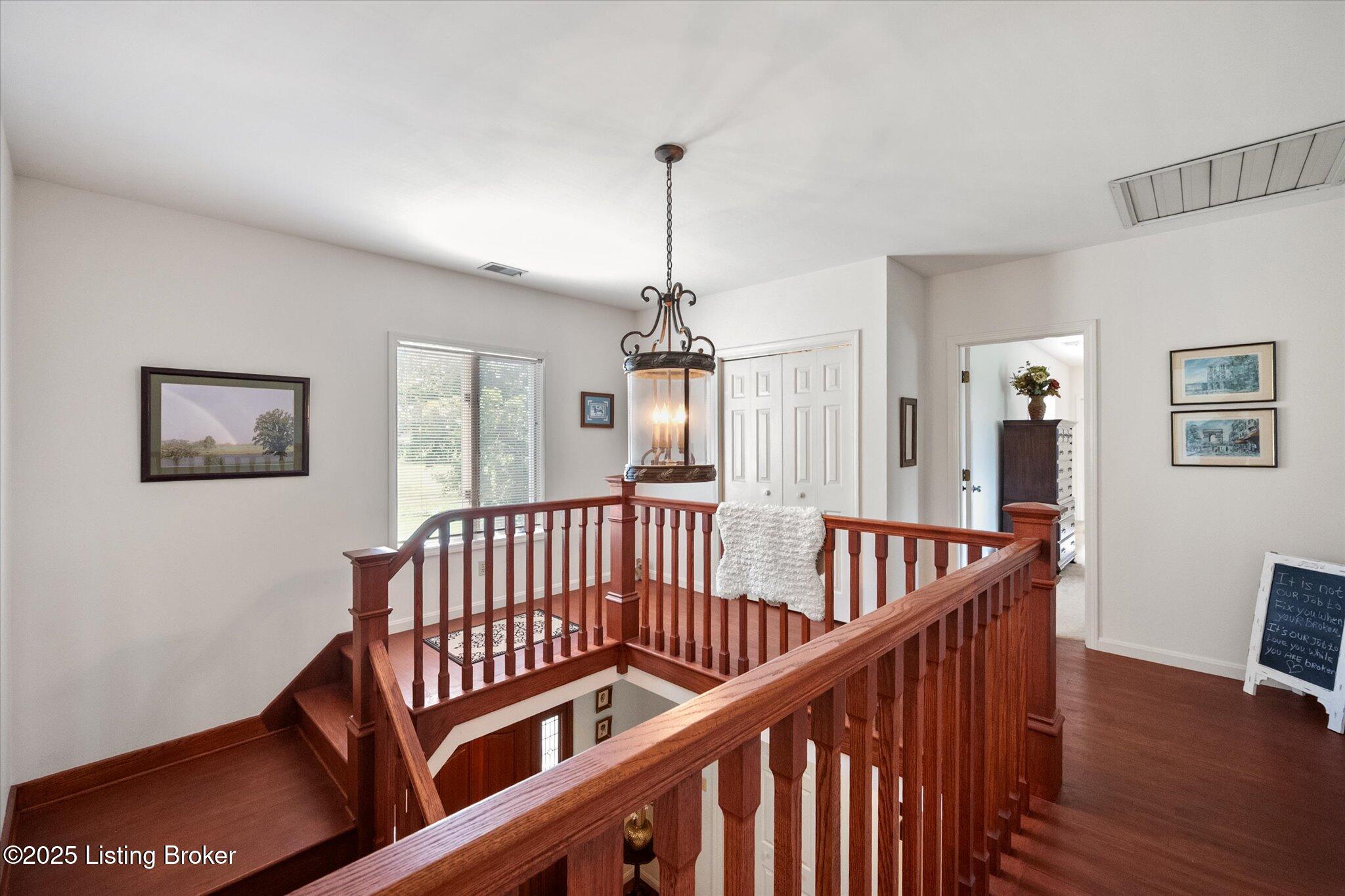 672 Locust Ln