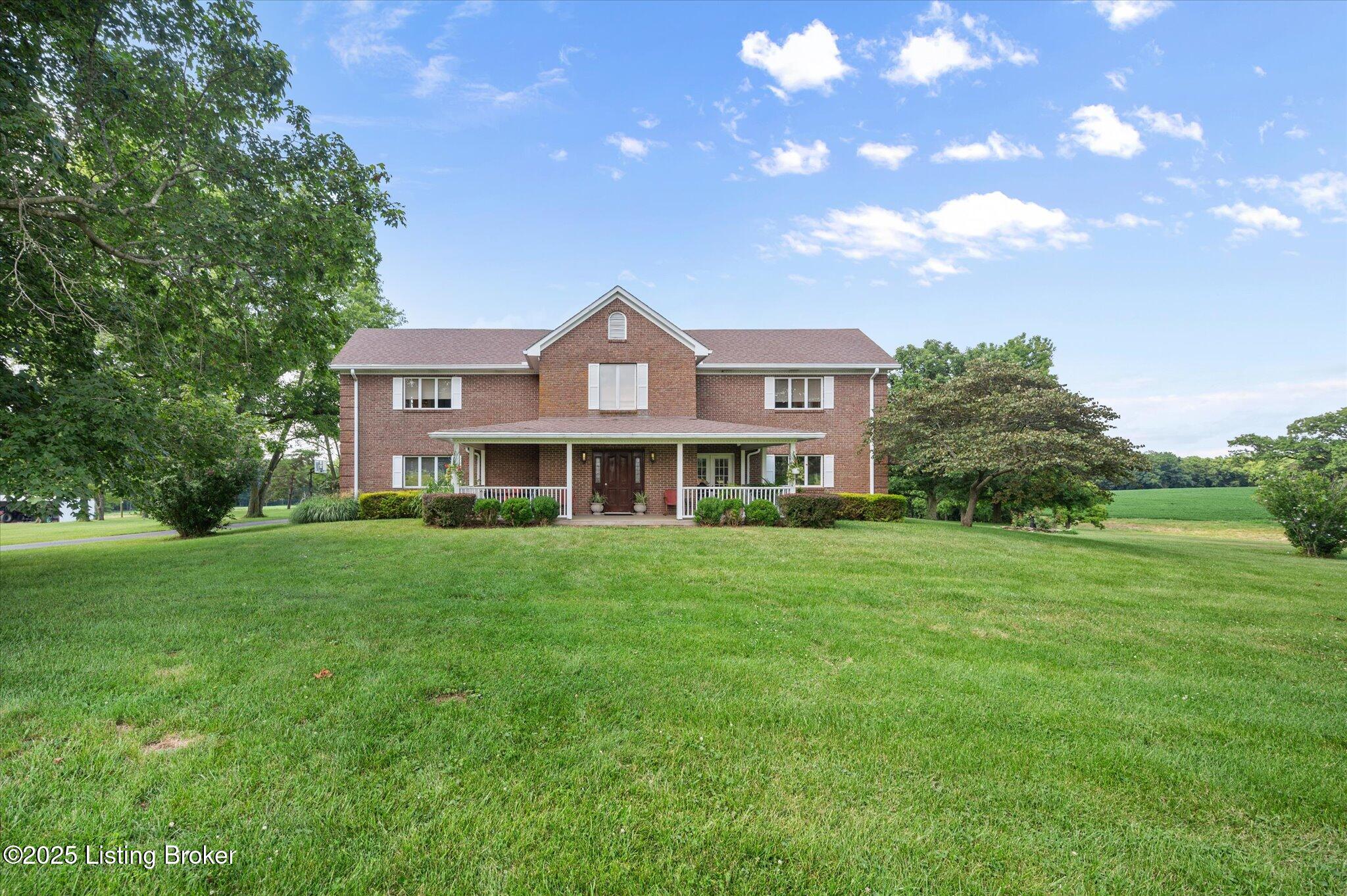 672 Locust Ln