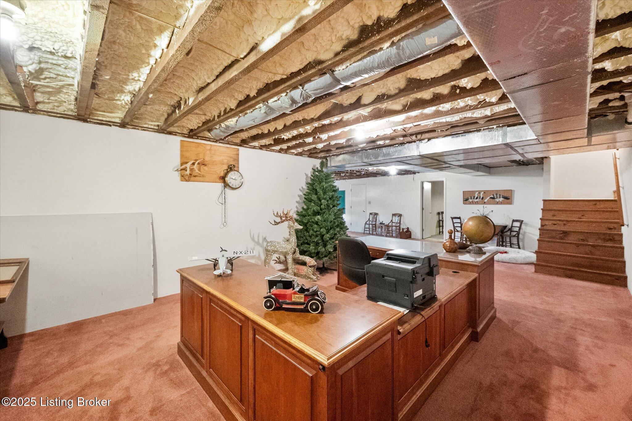 672 Locust Ln