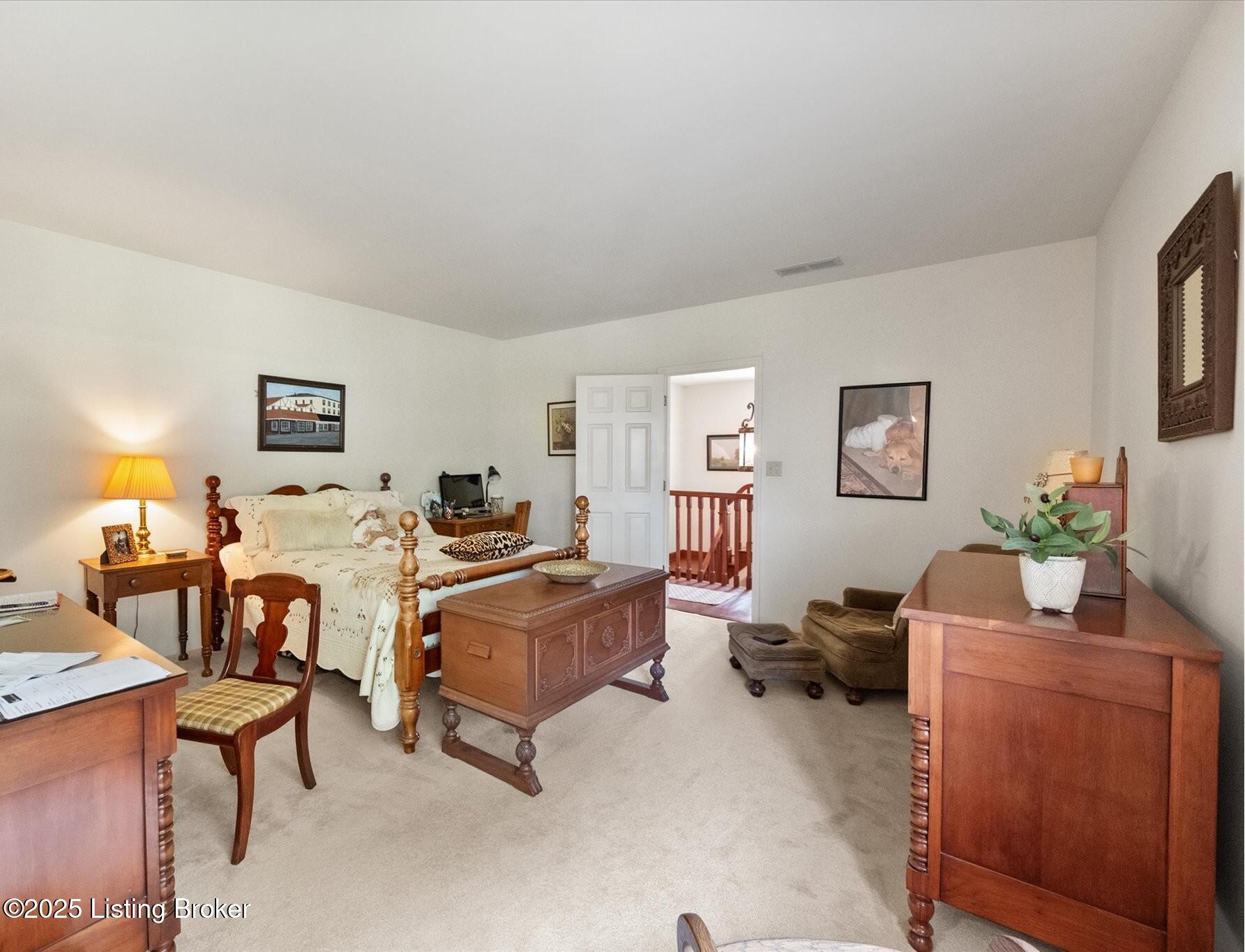 672 Locust Ln