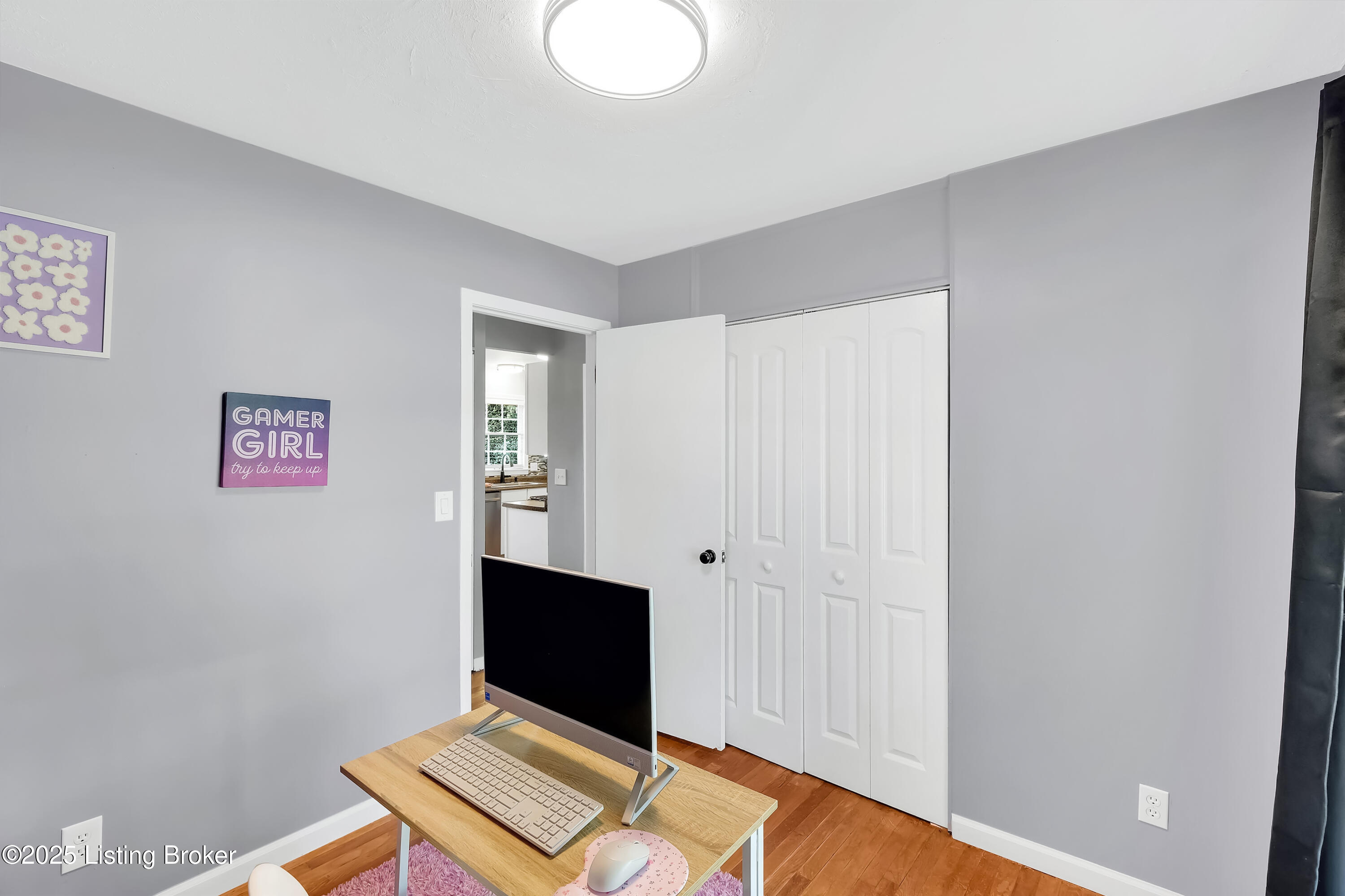 9908 Merioneth Dr