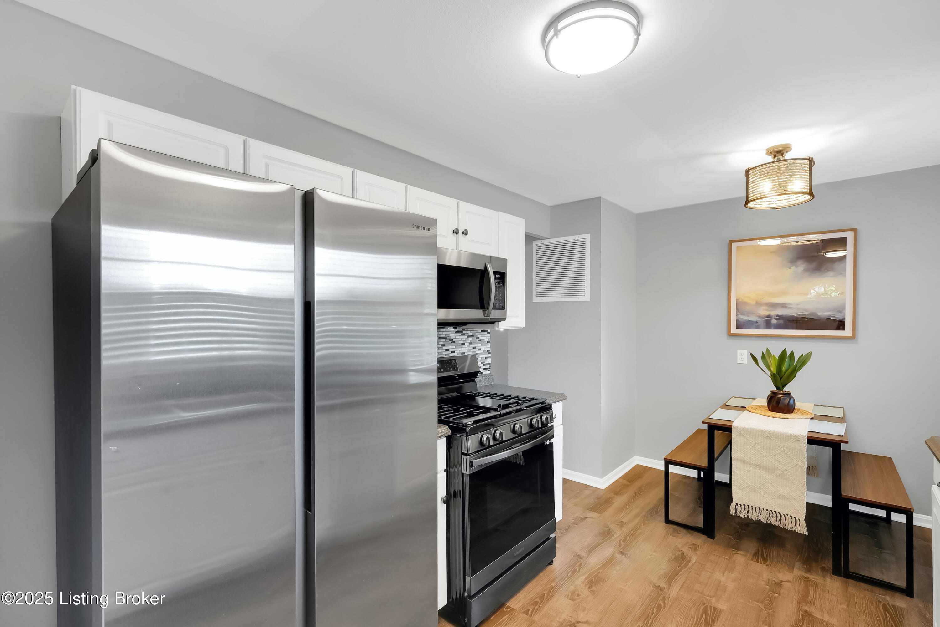 9908 Merioneth Dr