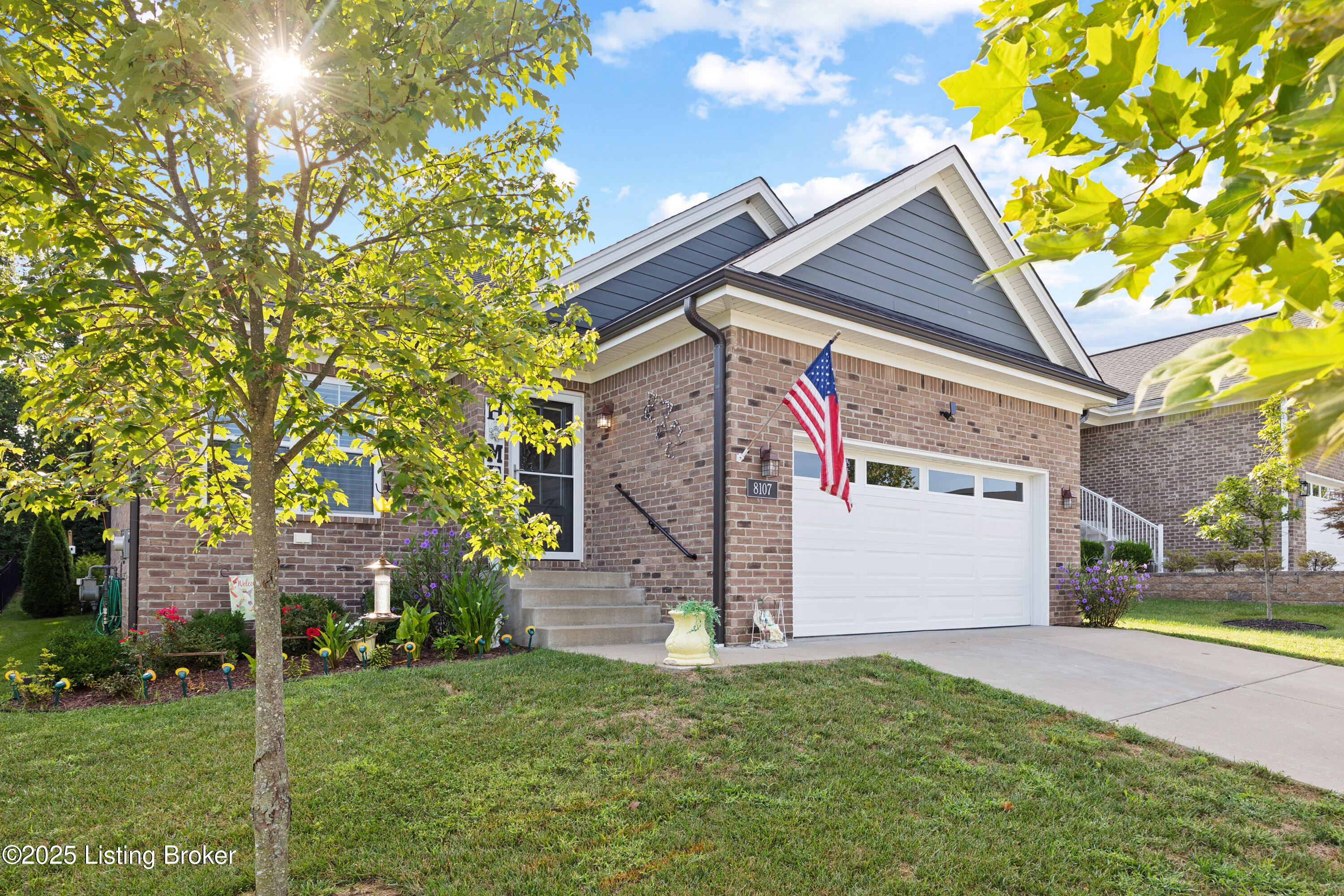 8107 Cedar Crest Ln