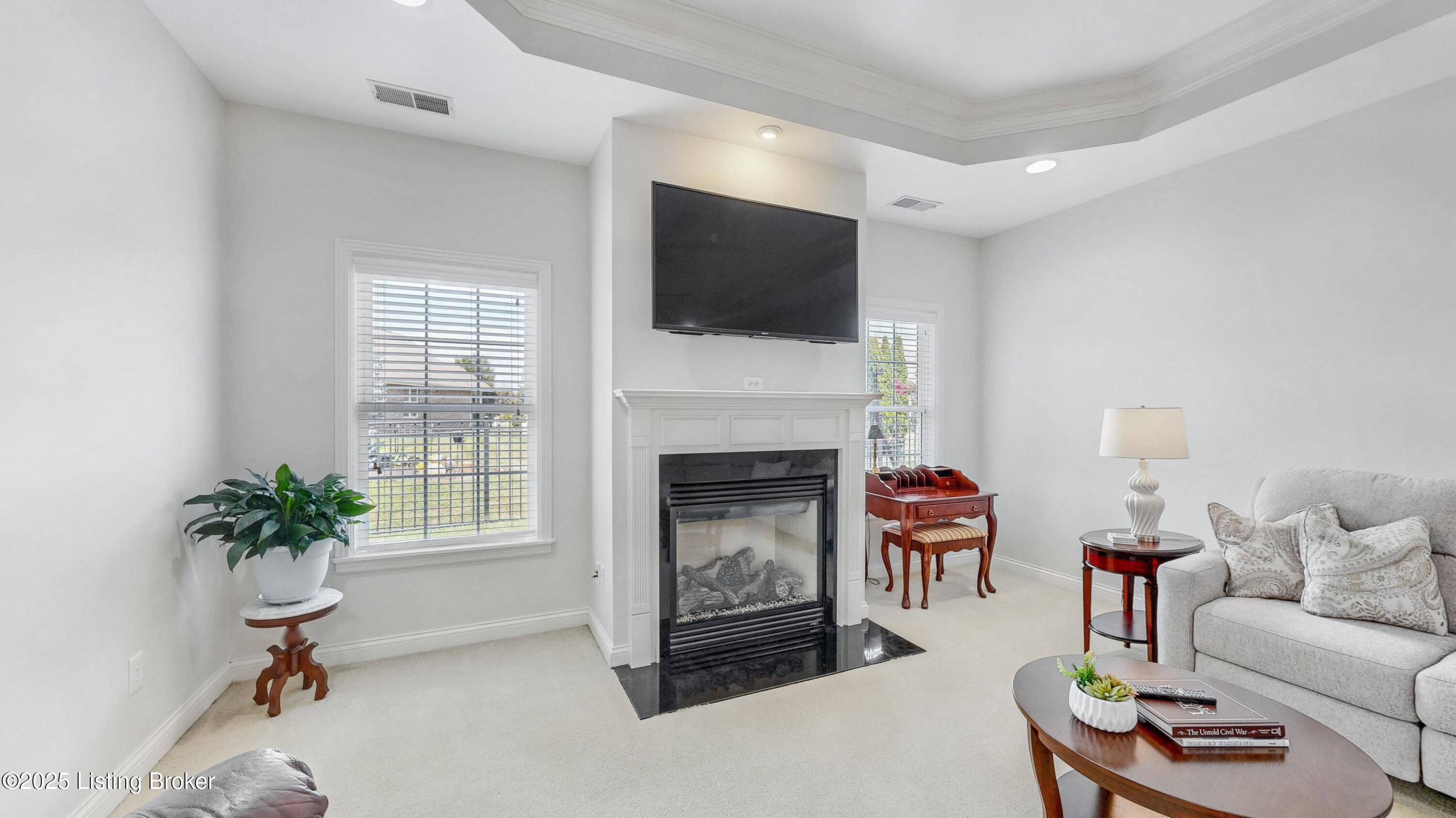 11209 Falling Springs Dr