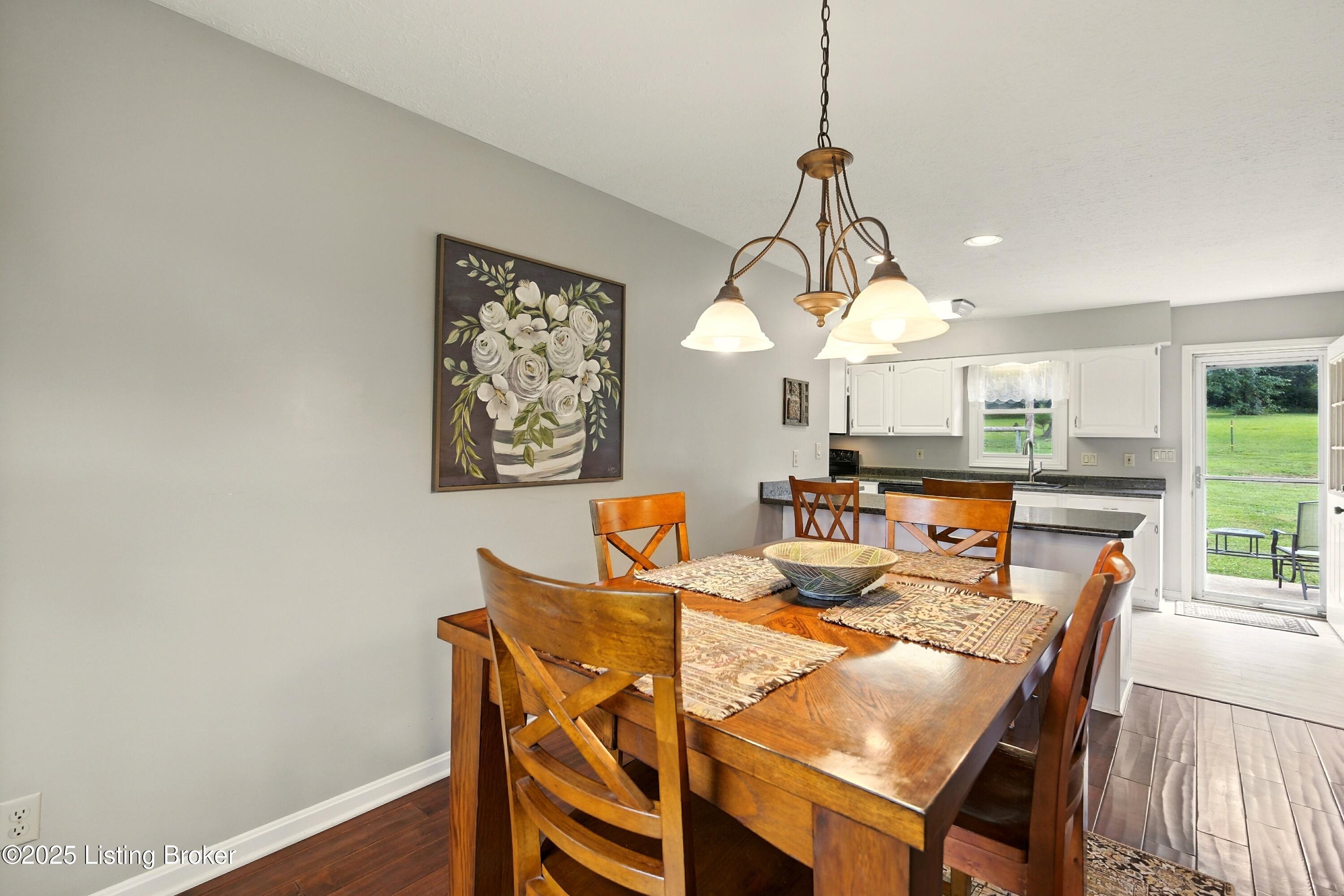 6618 Buttontown Rd