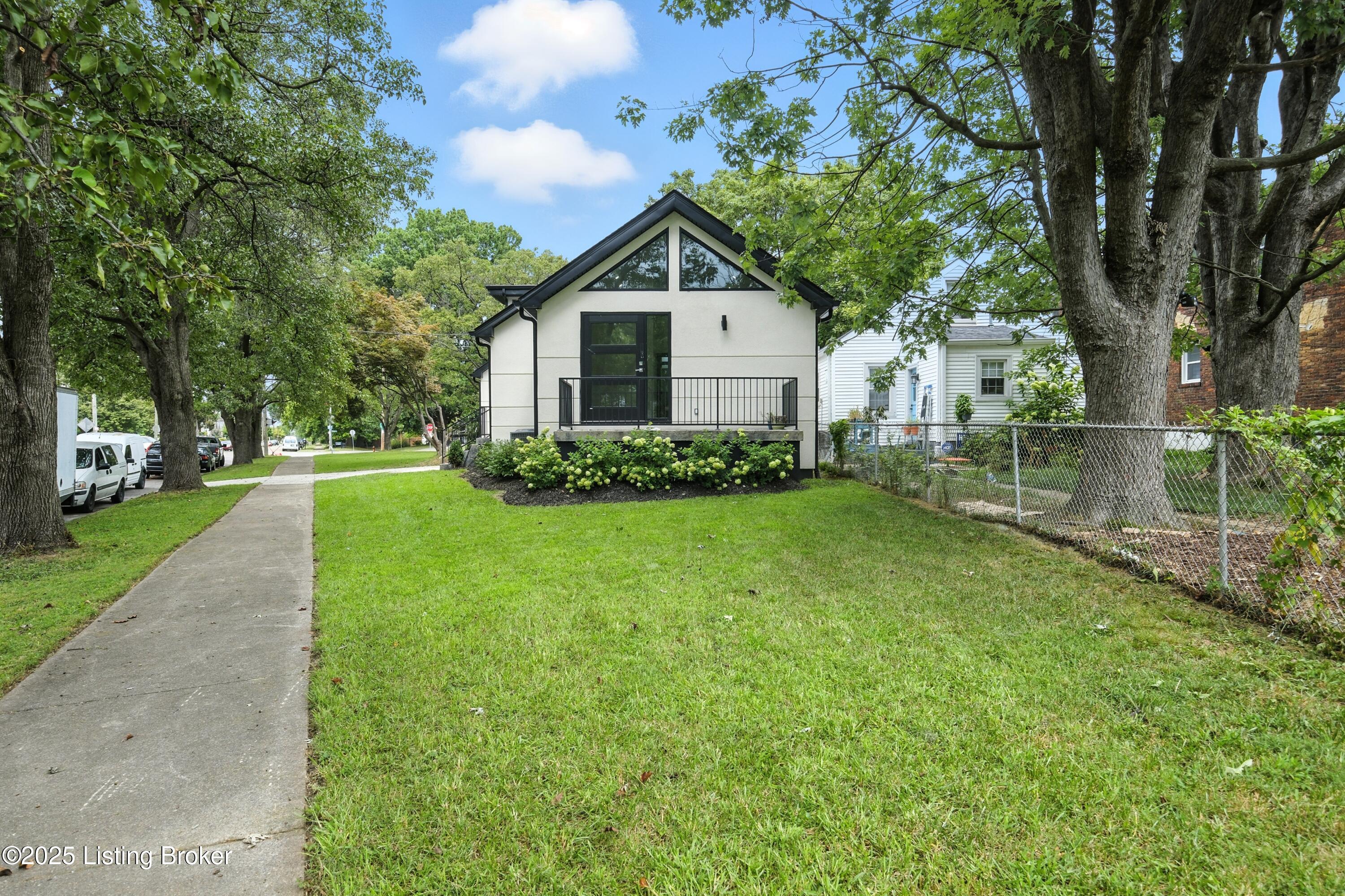 1100 Ellison Ave