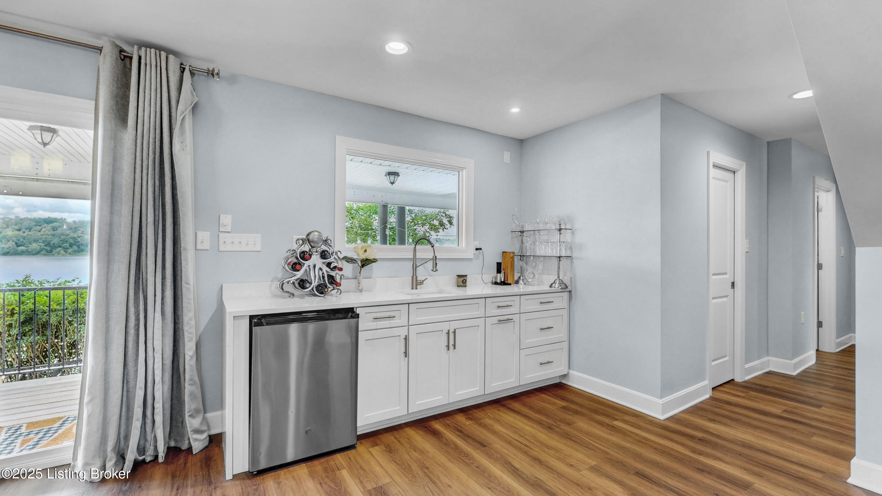 7222 Beachland Beach Rd