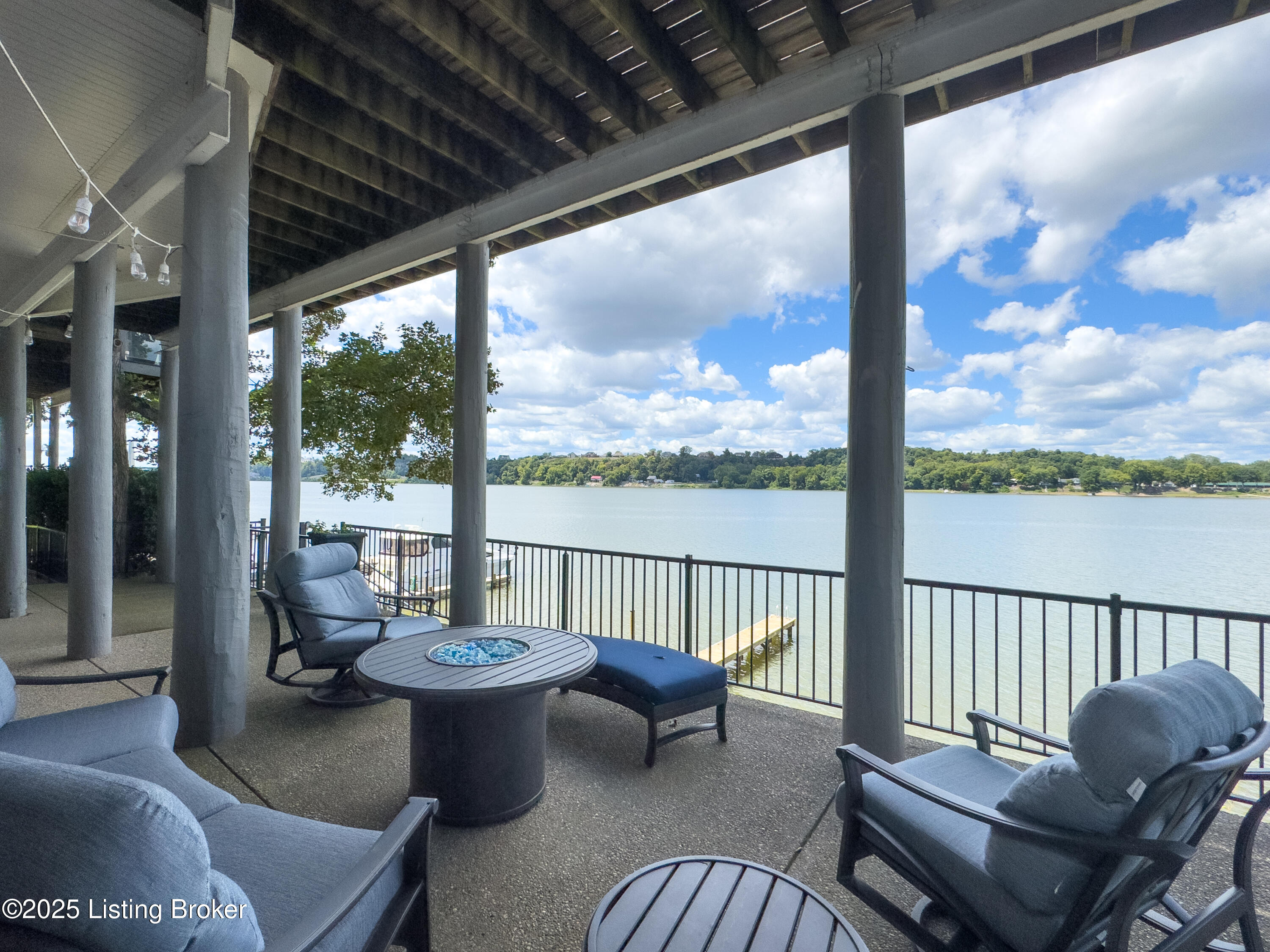 7222 Beachland Beach Rd