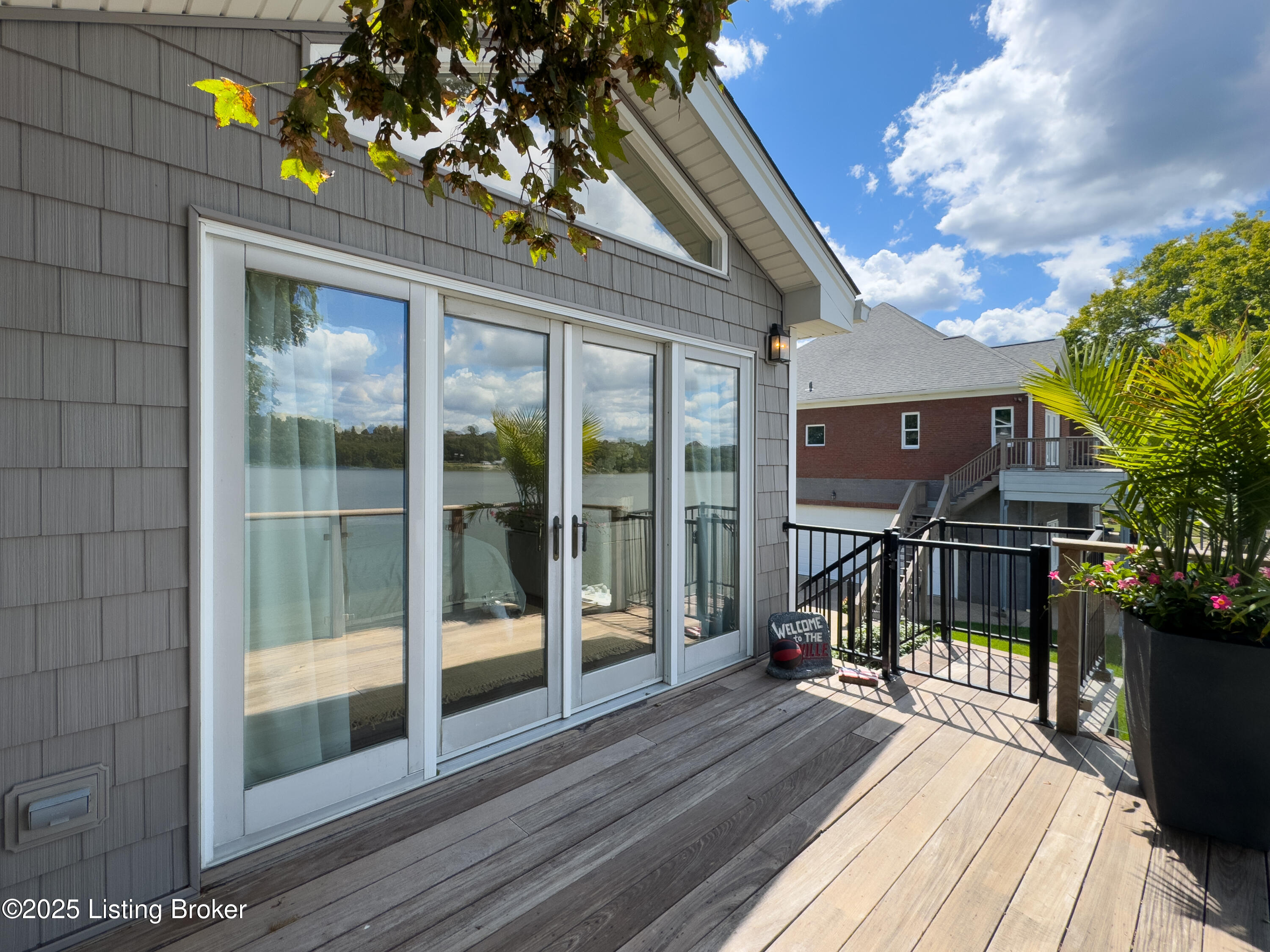 7222 Beachland Beach Rd