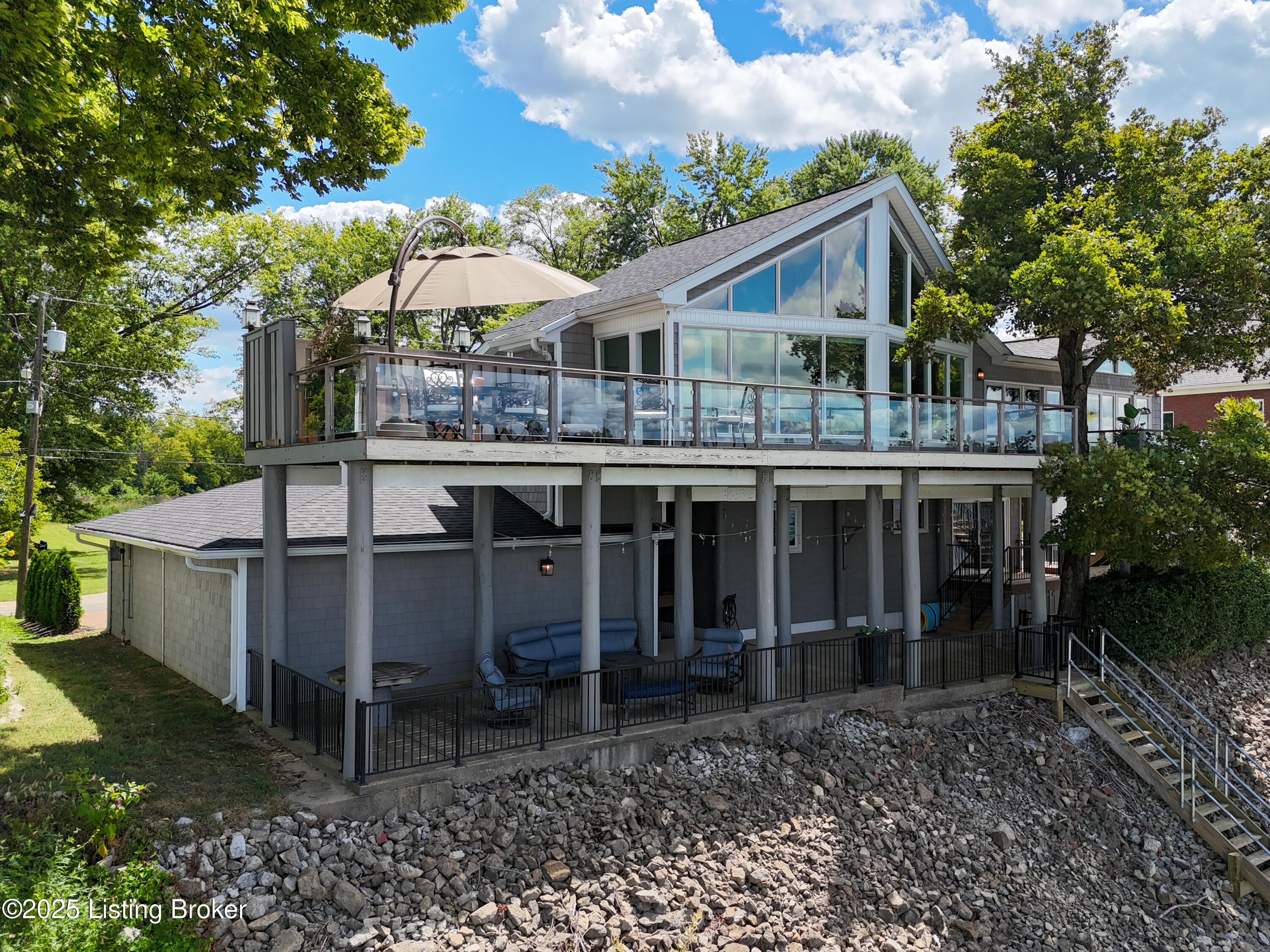 7222 Beachland Beach Rd