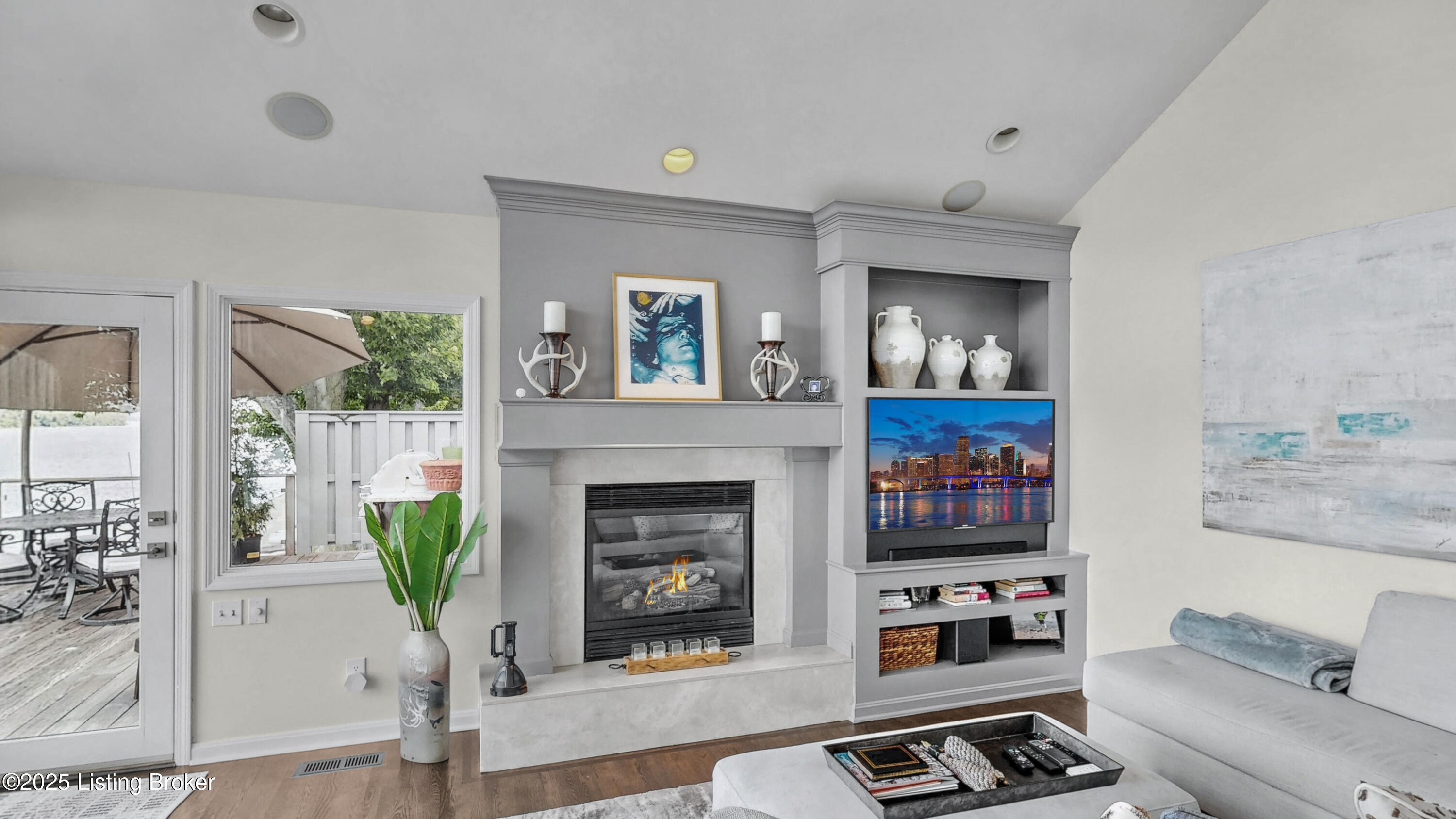 7222 Beachland Beach Rd