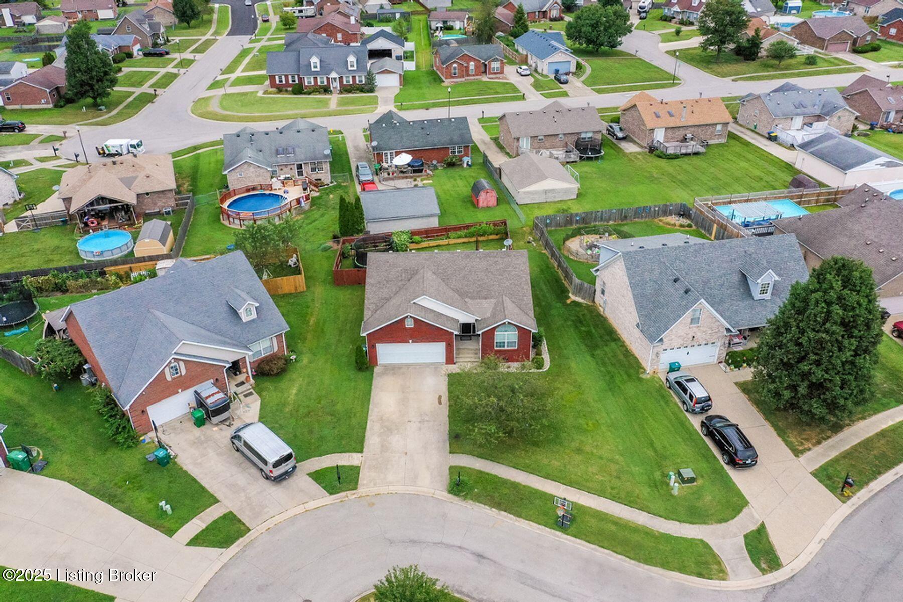 315 Bentwood Dr