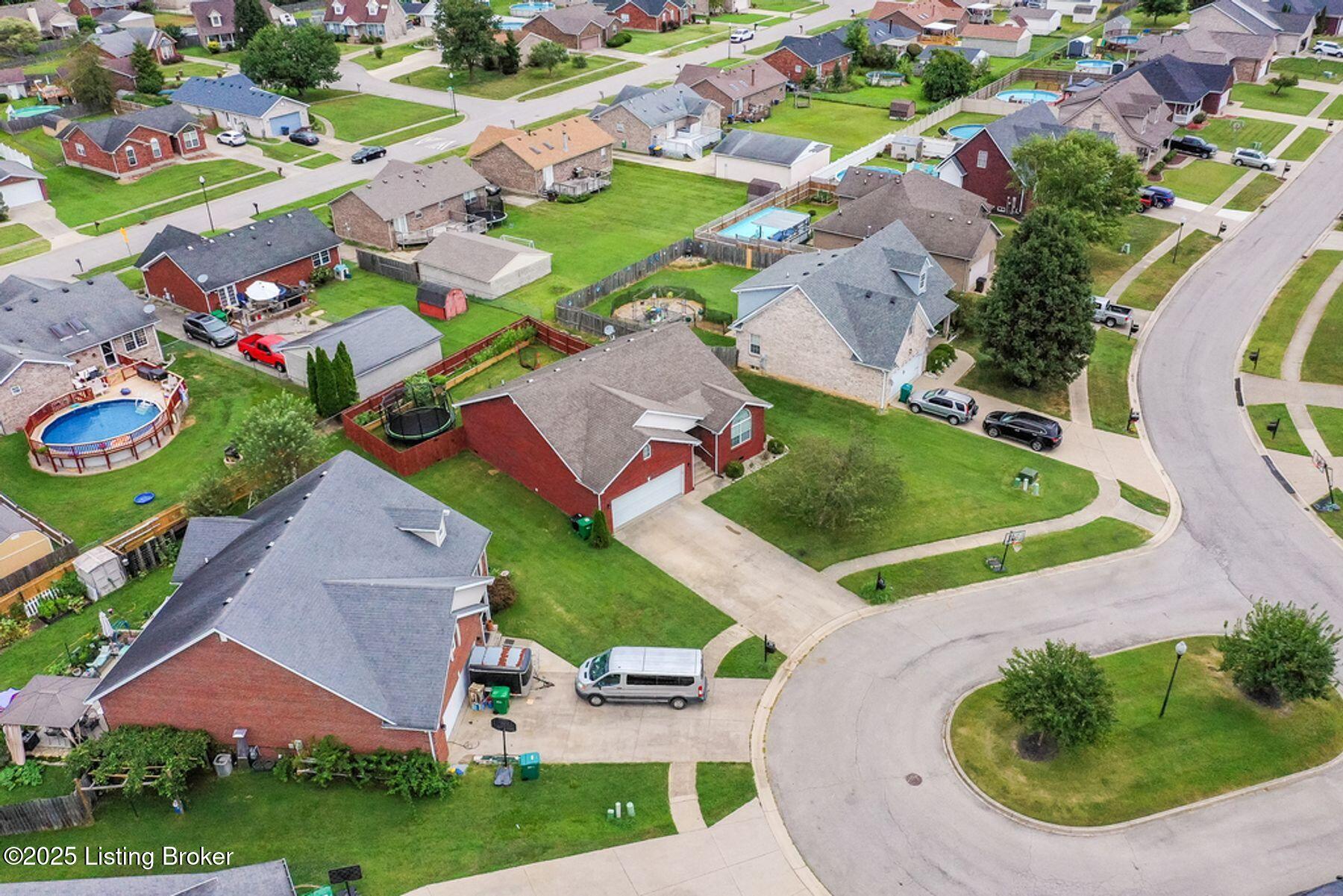 315 Bentwood Dr