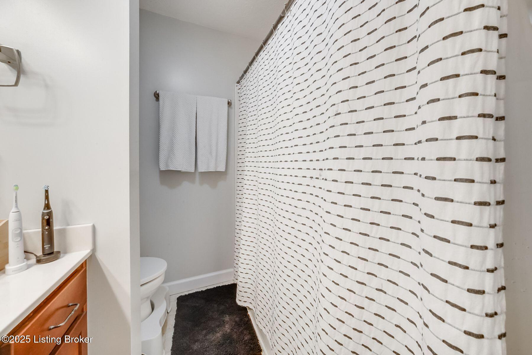315 Bentwood Dr