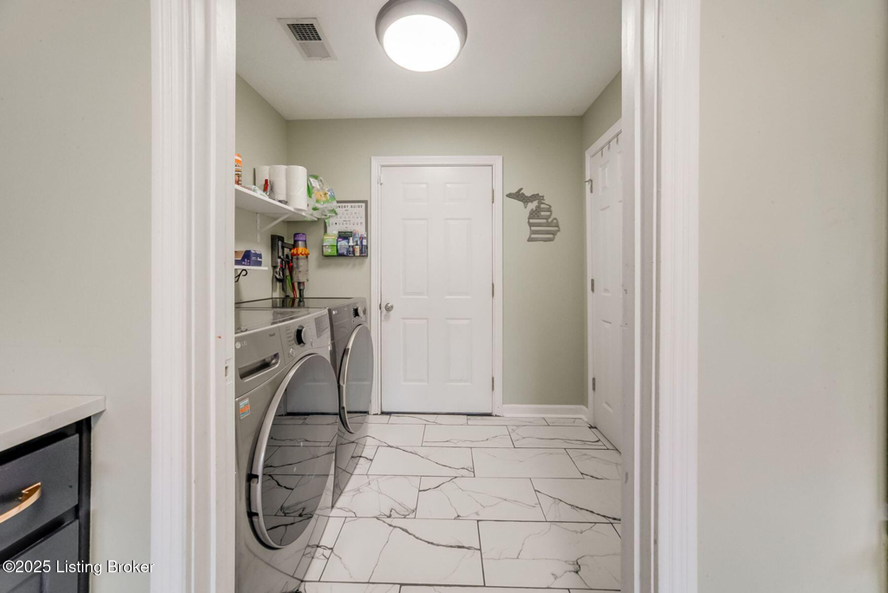 315 Bentwood Dr