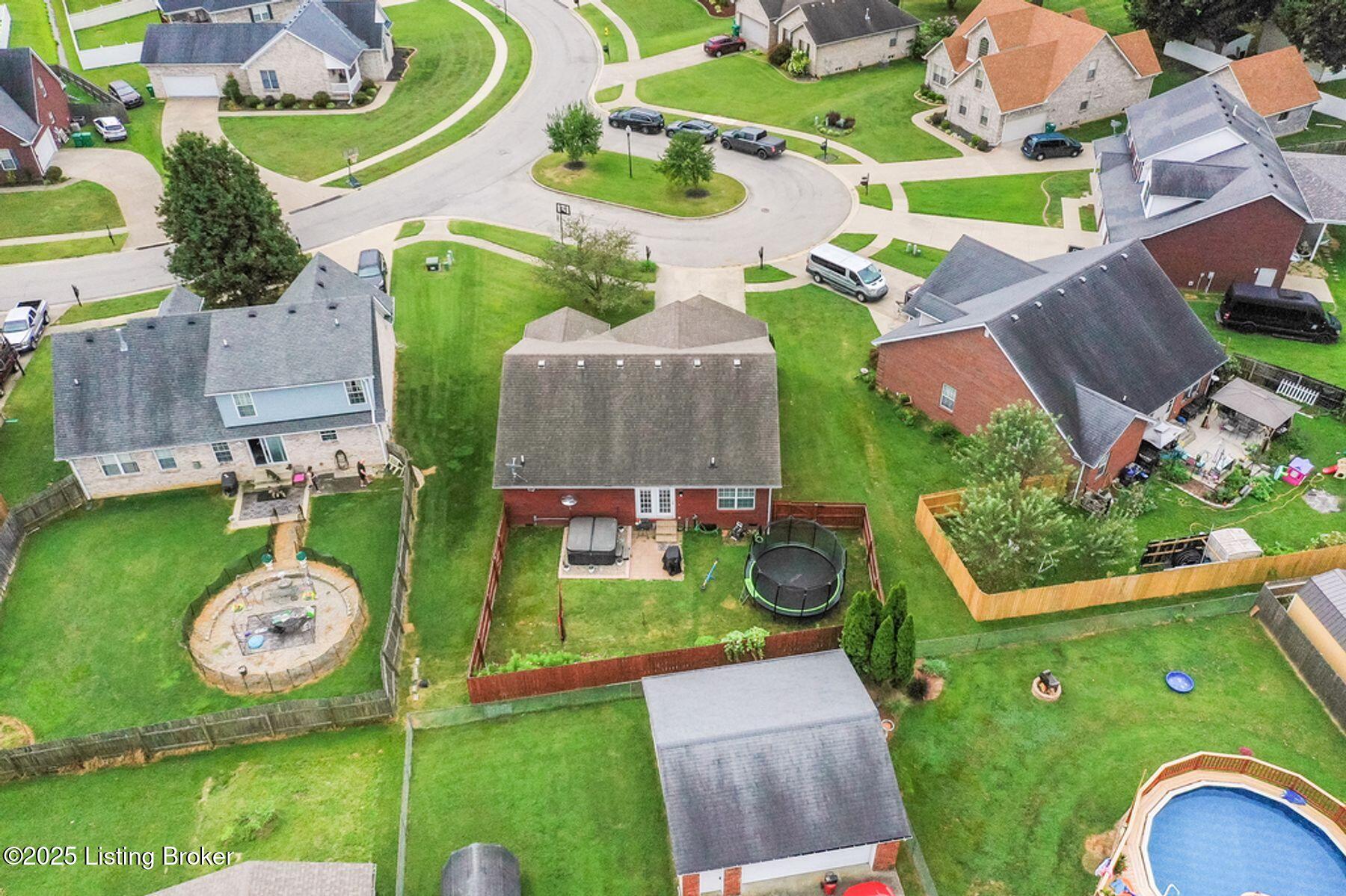 315 Bentwood Dr