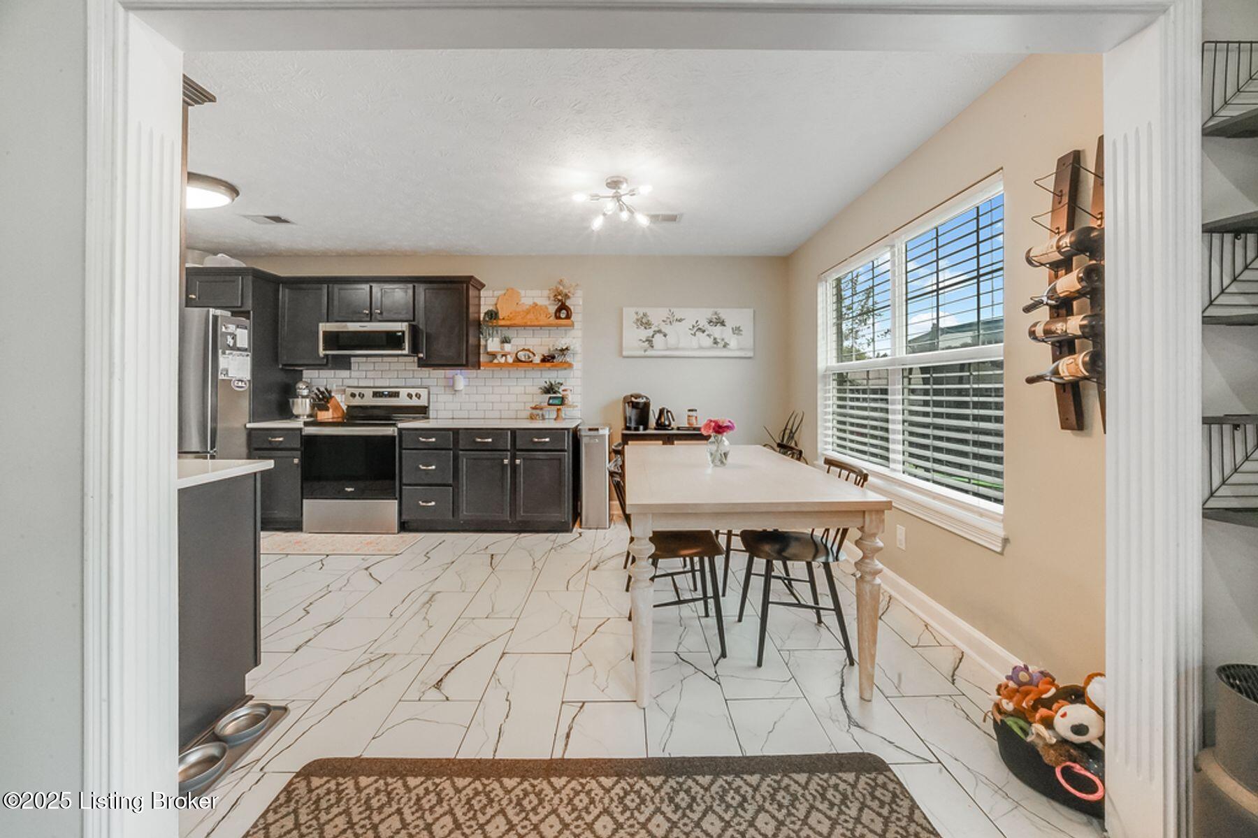 315 Bentwood Dr