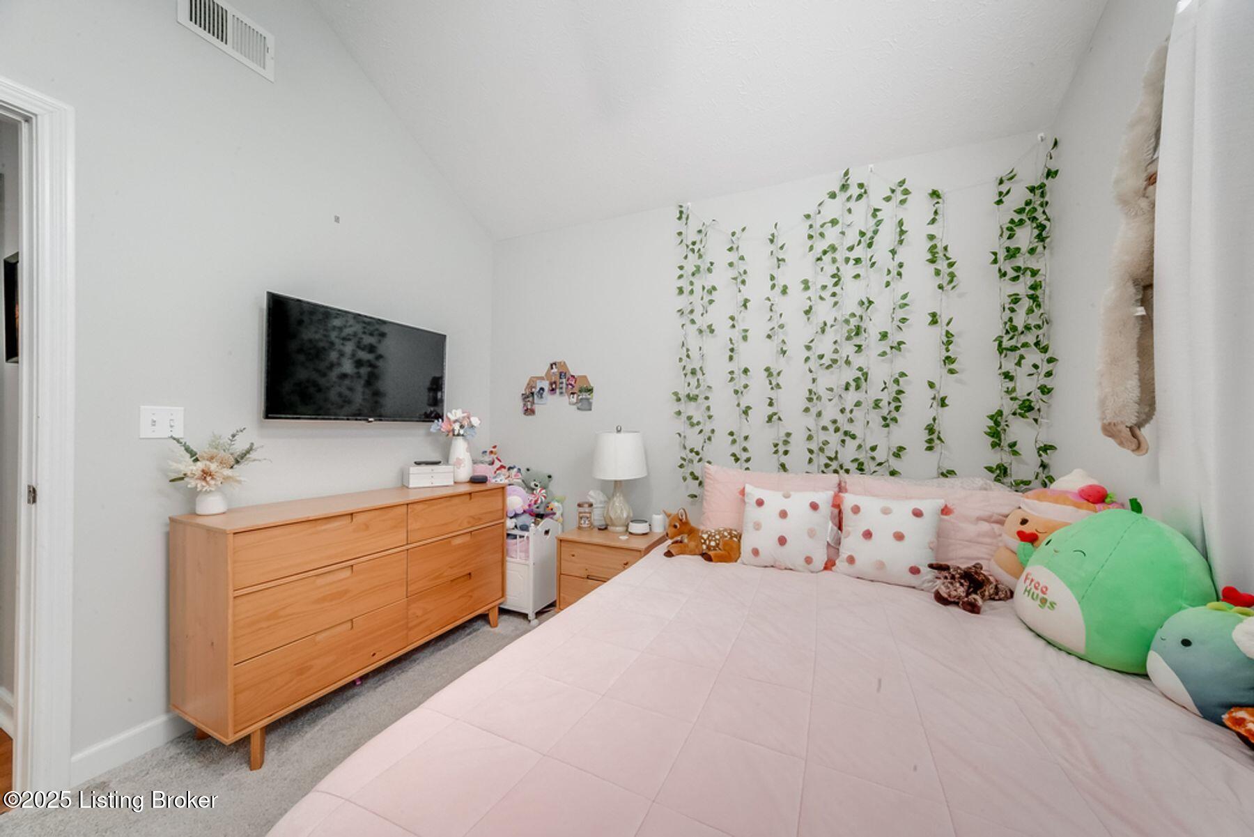 315 Bentwood Dr