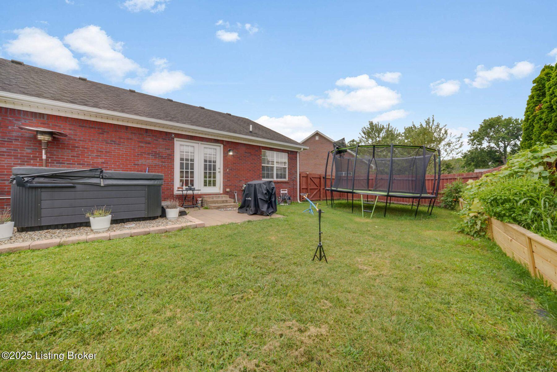 315 Bentwood Dr