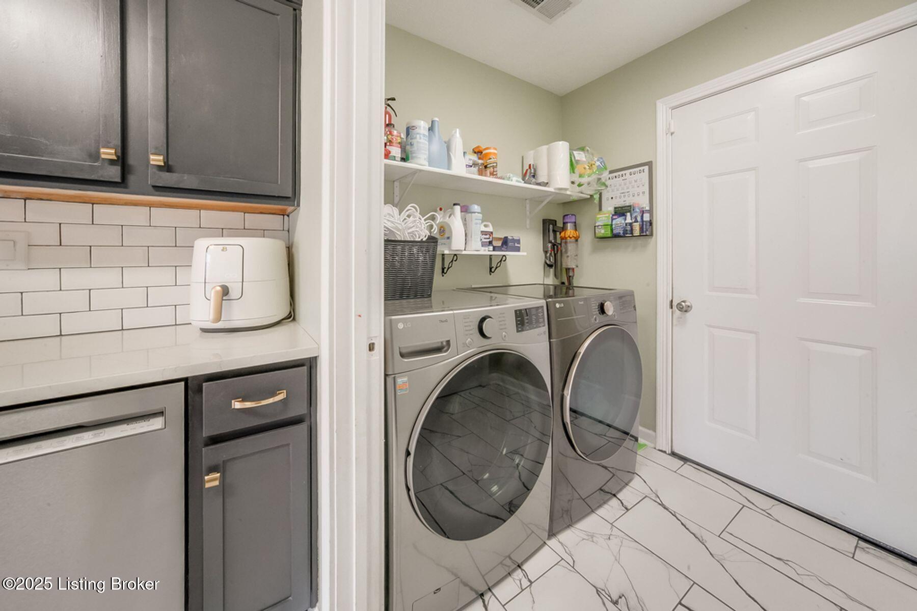 315 Bentwood Dr
