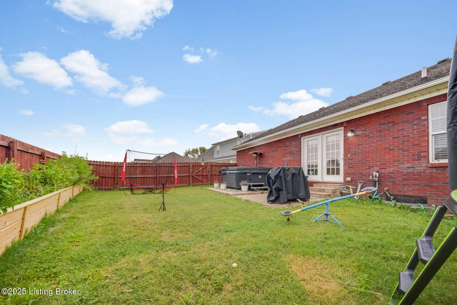 315 Bentwood Dr