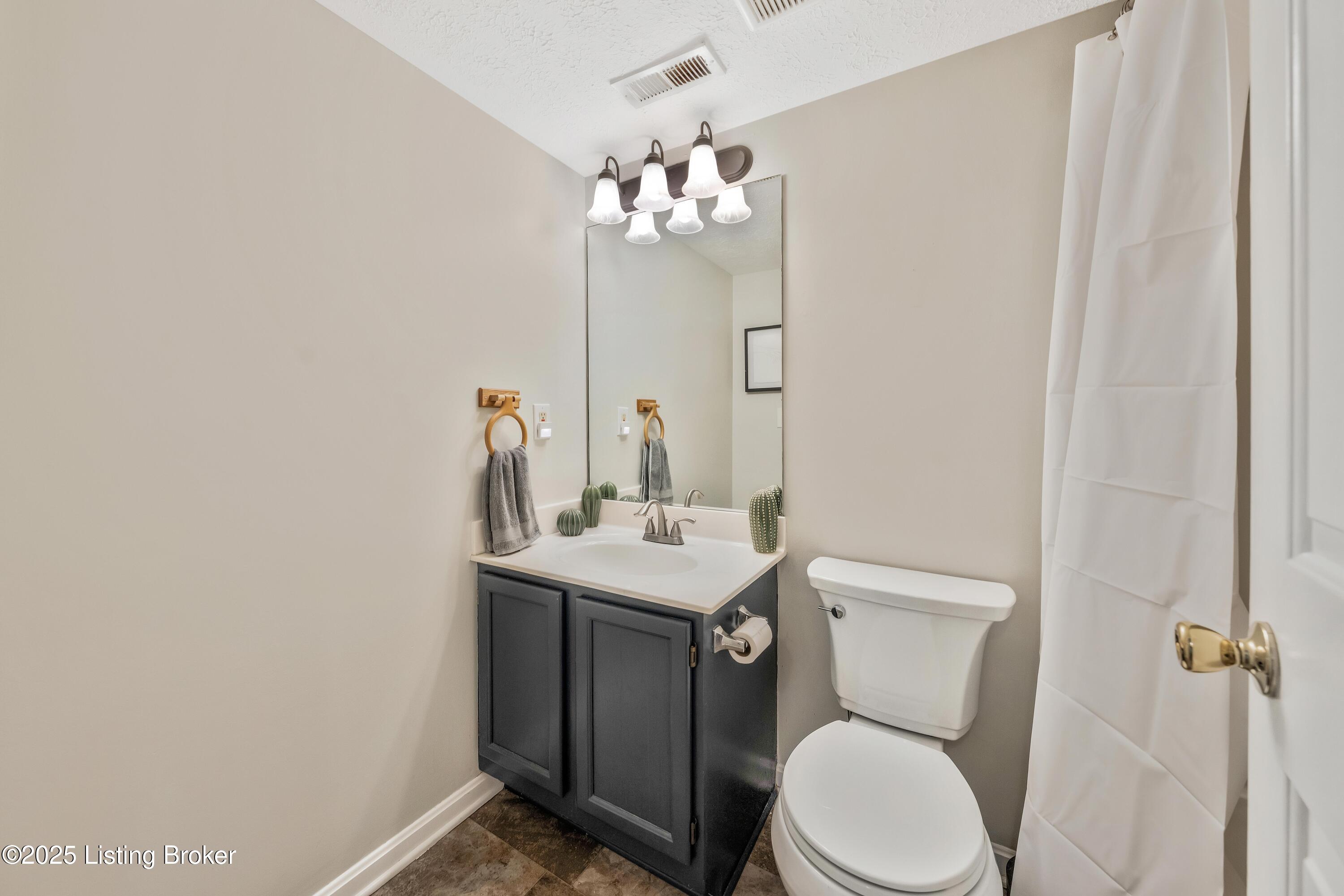 12523 Kiawah Ct